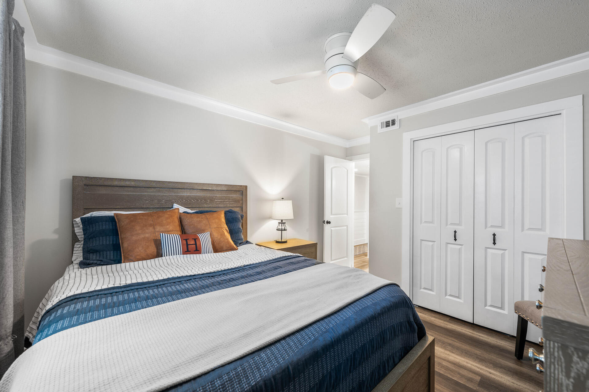 488 N Driftwood Bay Unit 97E