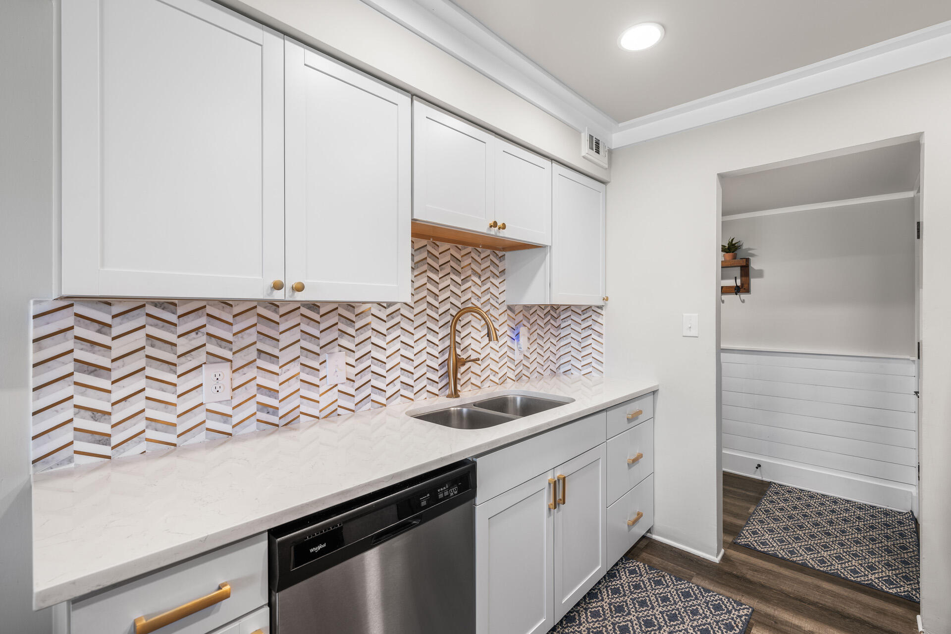 488 N Driftwood Bay Unit 97E