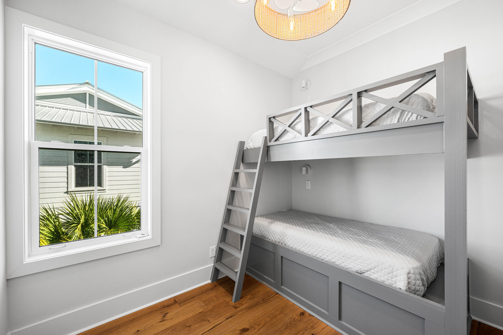 520 S County Hwy 393 39B