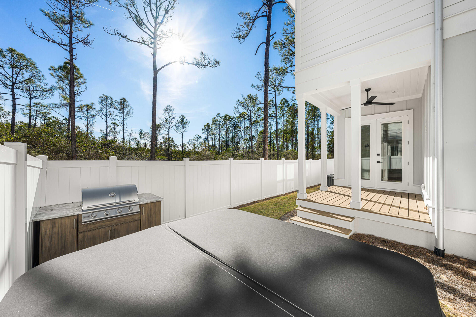 520 S County Hwy 393 39B