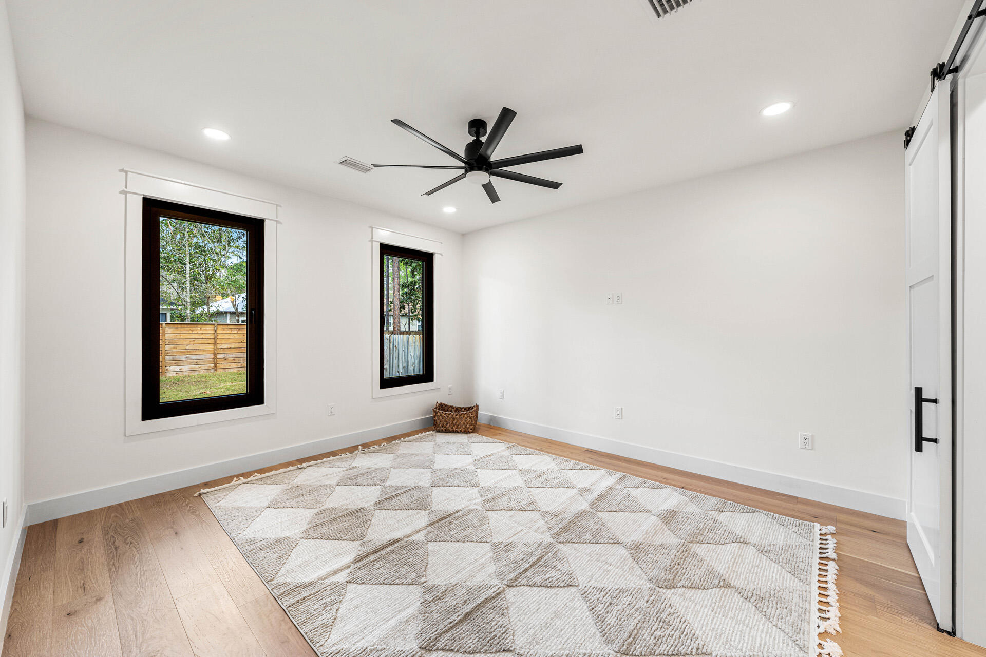 1175 E Point Washington Road