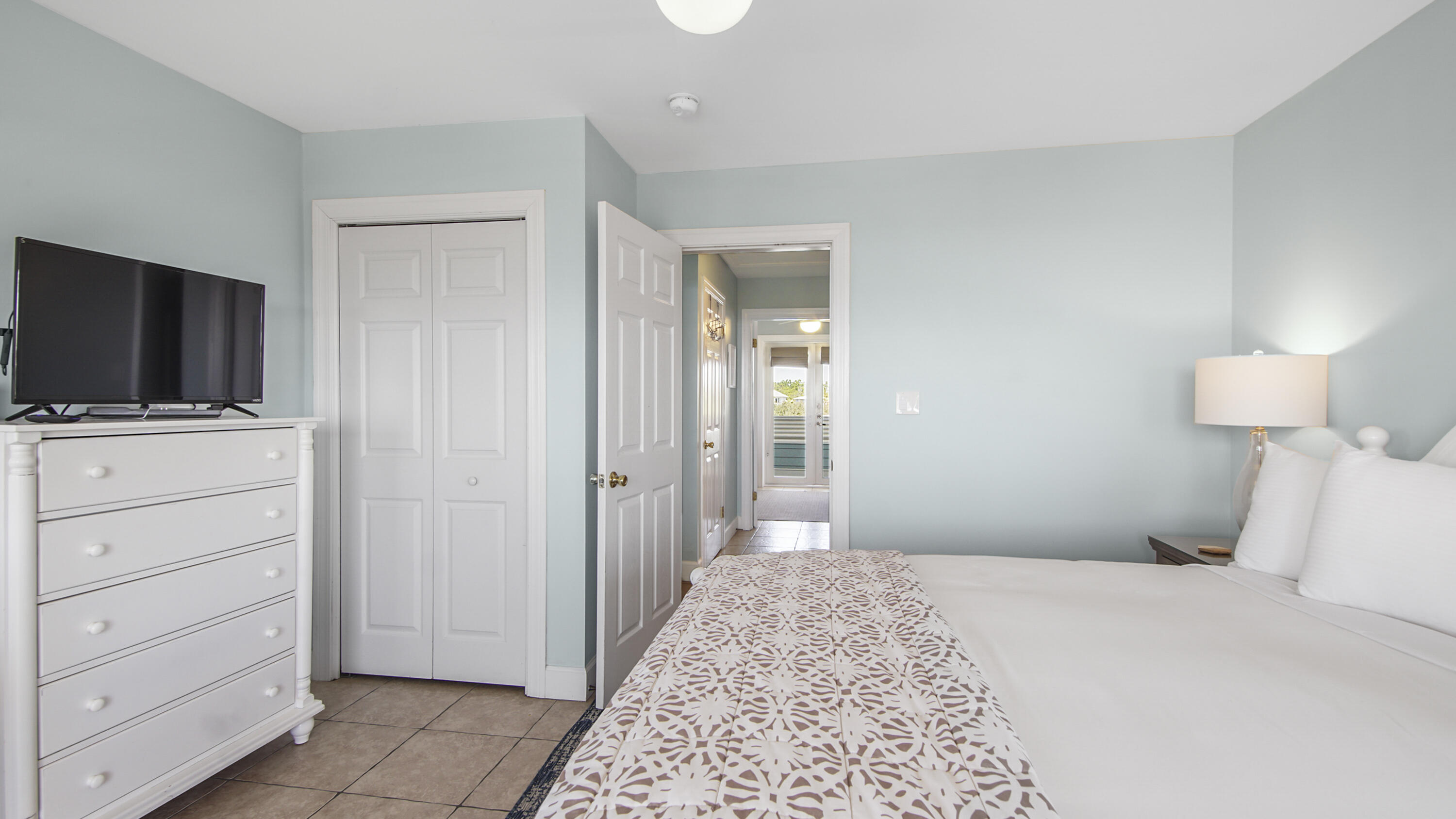 48 Cottage Way # 4