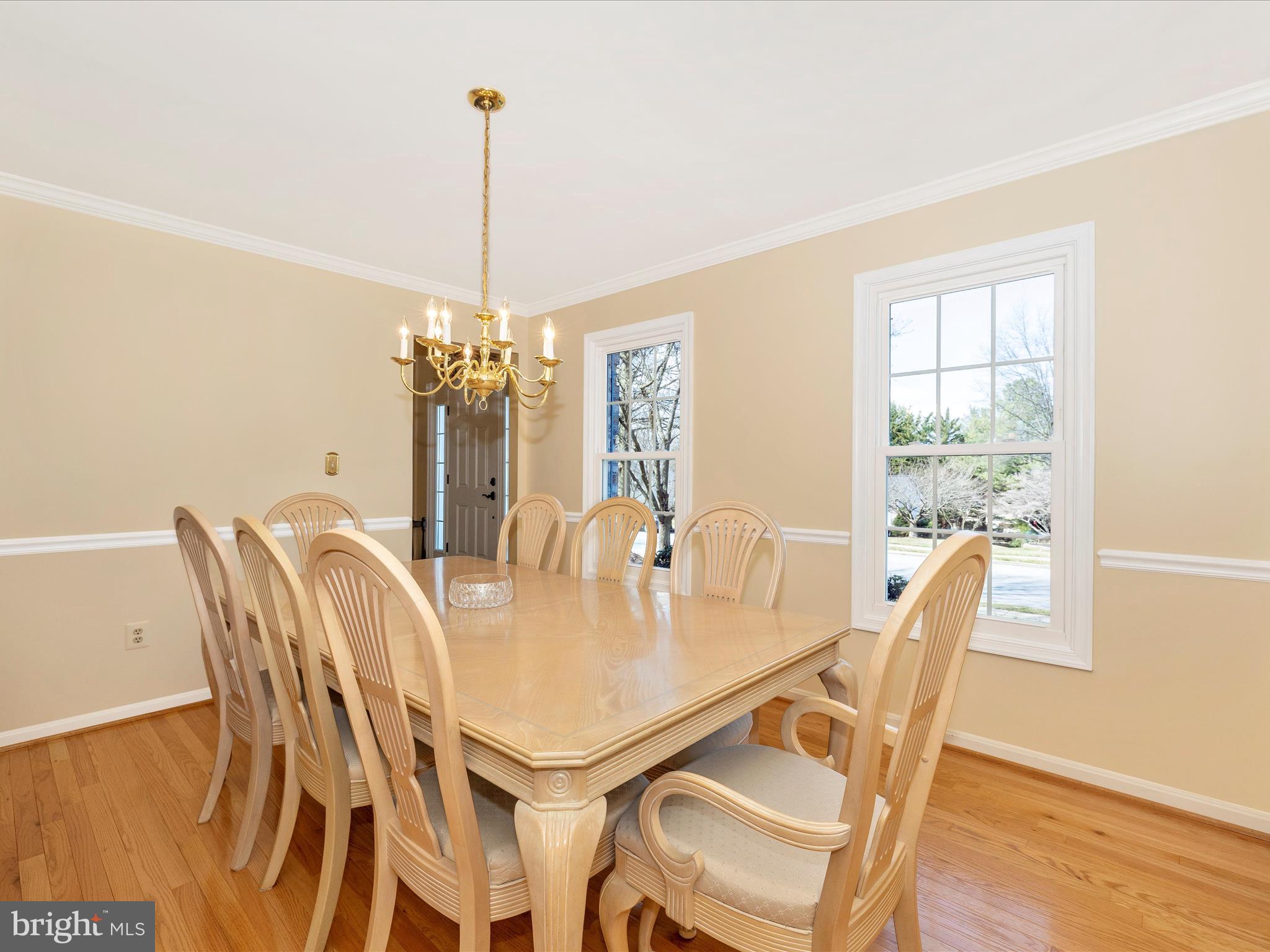 1002 LEAFY HOLLOW CIRCLE