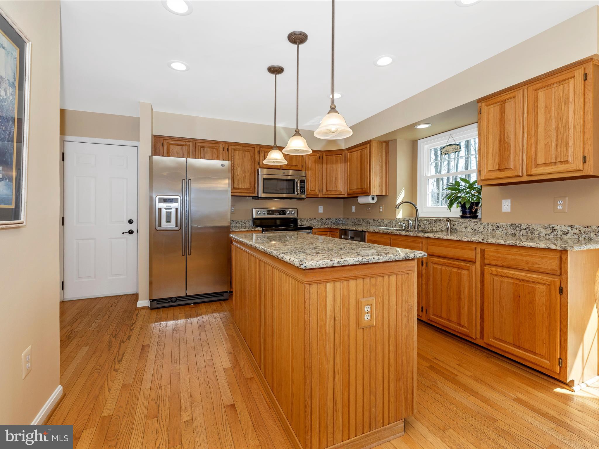 1002 LEAFY HOLLOW CIRCLE