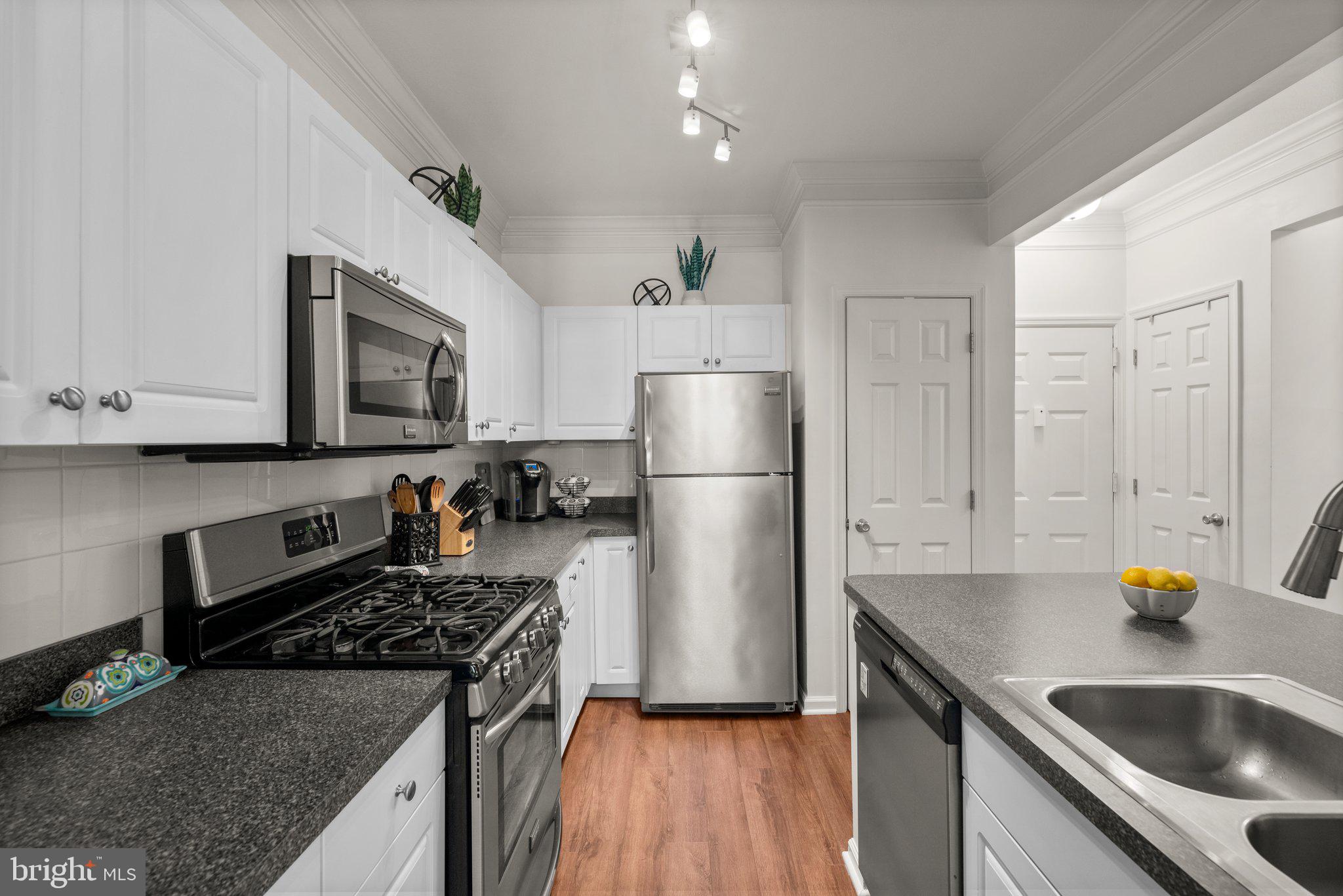 17 GRANITE PLACE 293