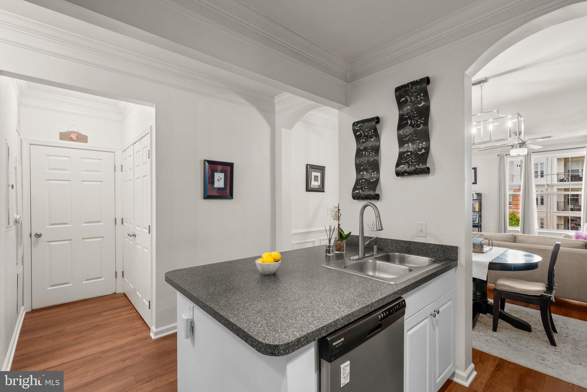 17 GRANITE PLACE 293