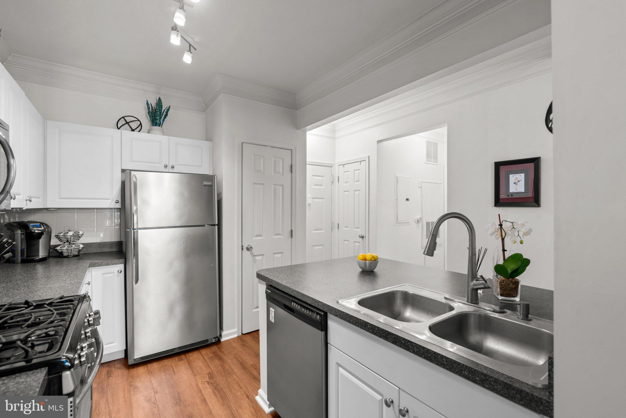 17 GRANITE PLACE 293