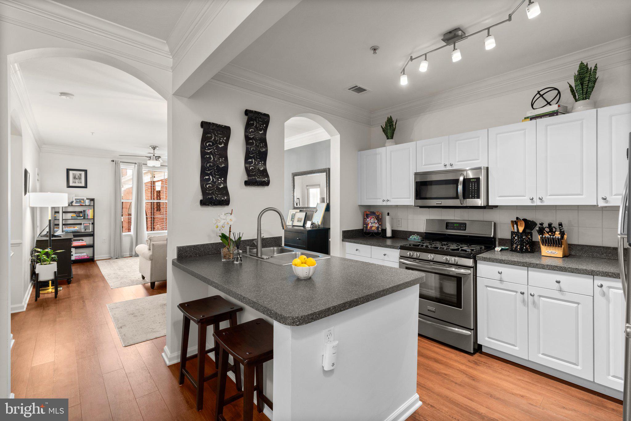 17 GRANITE PLACE 293