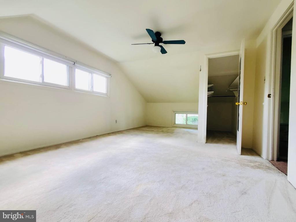 309 RITCHIE PARKWAY