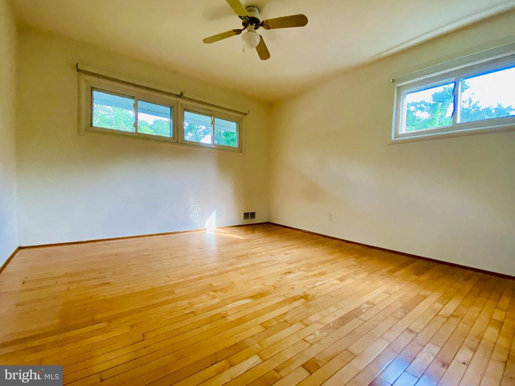 309 RITCHIE PARKWAY