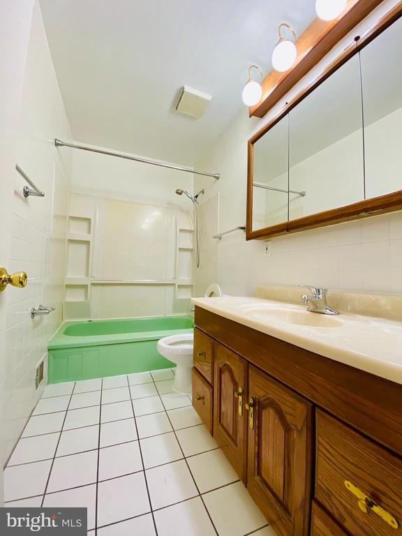 309 RITCHIE PARKWAY