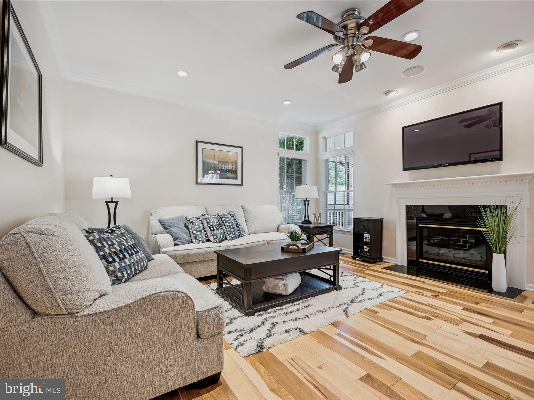 502 LEANING OAK STREET