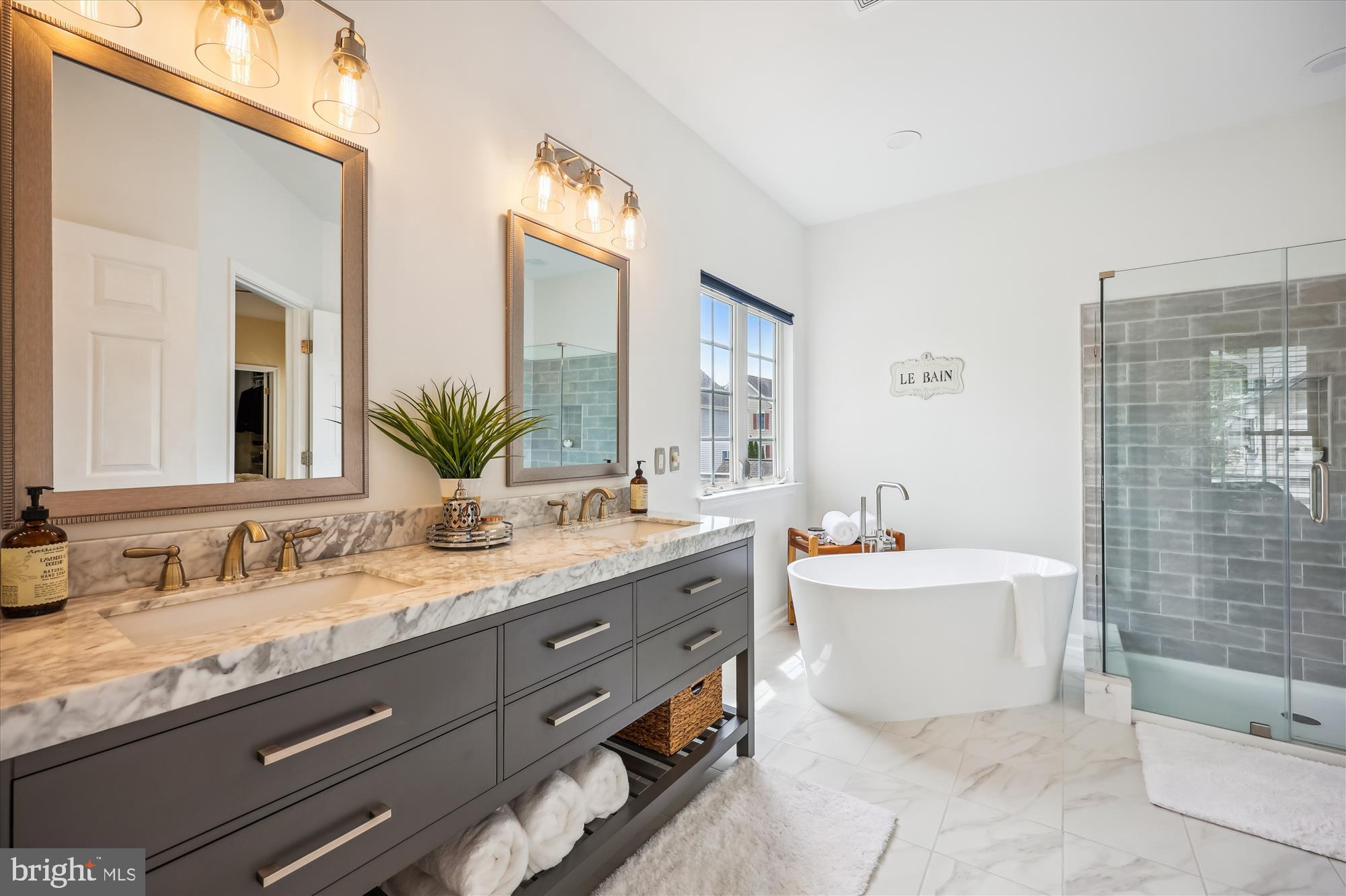 502 LEANING OAK STREET