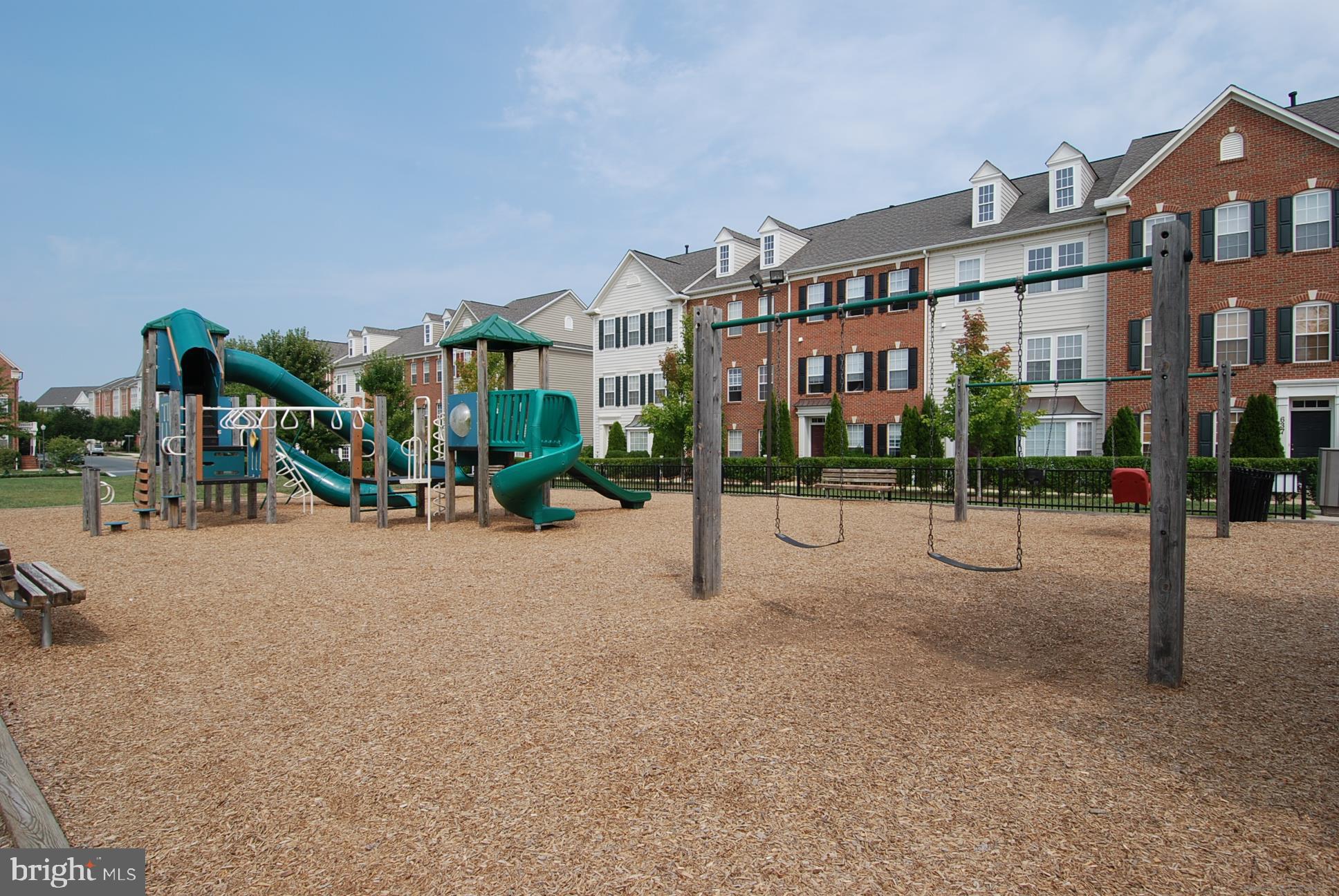 502 LEANING OAK STREET