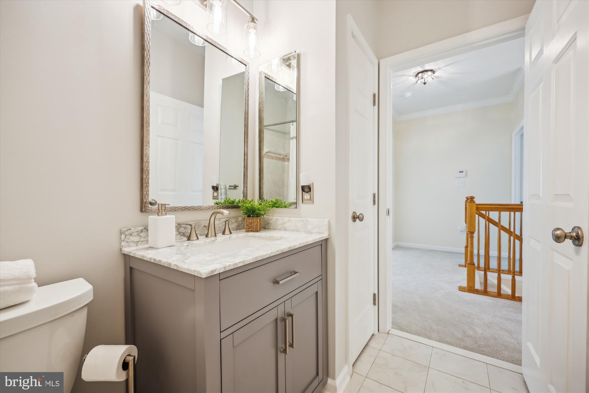 502 LEANING OAK STREET