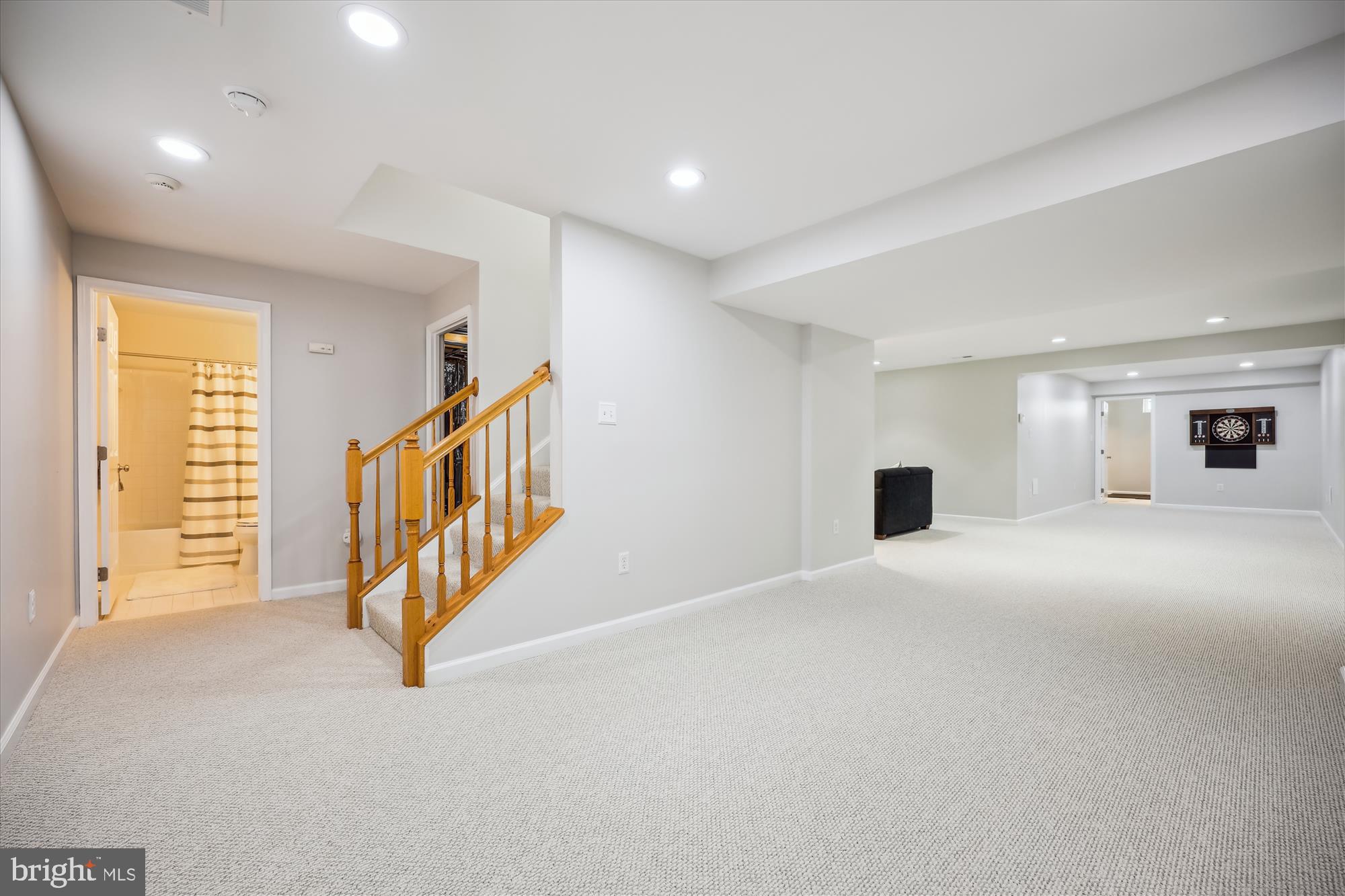 502 LEANING OAK STREET