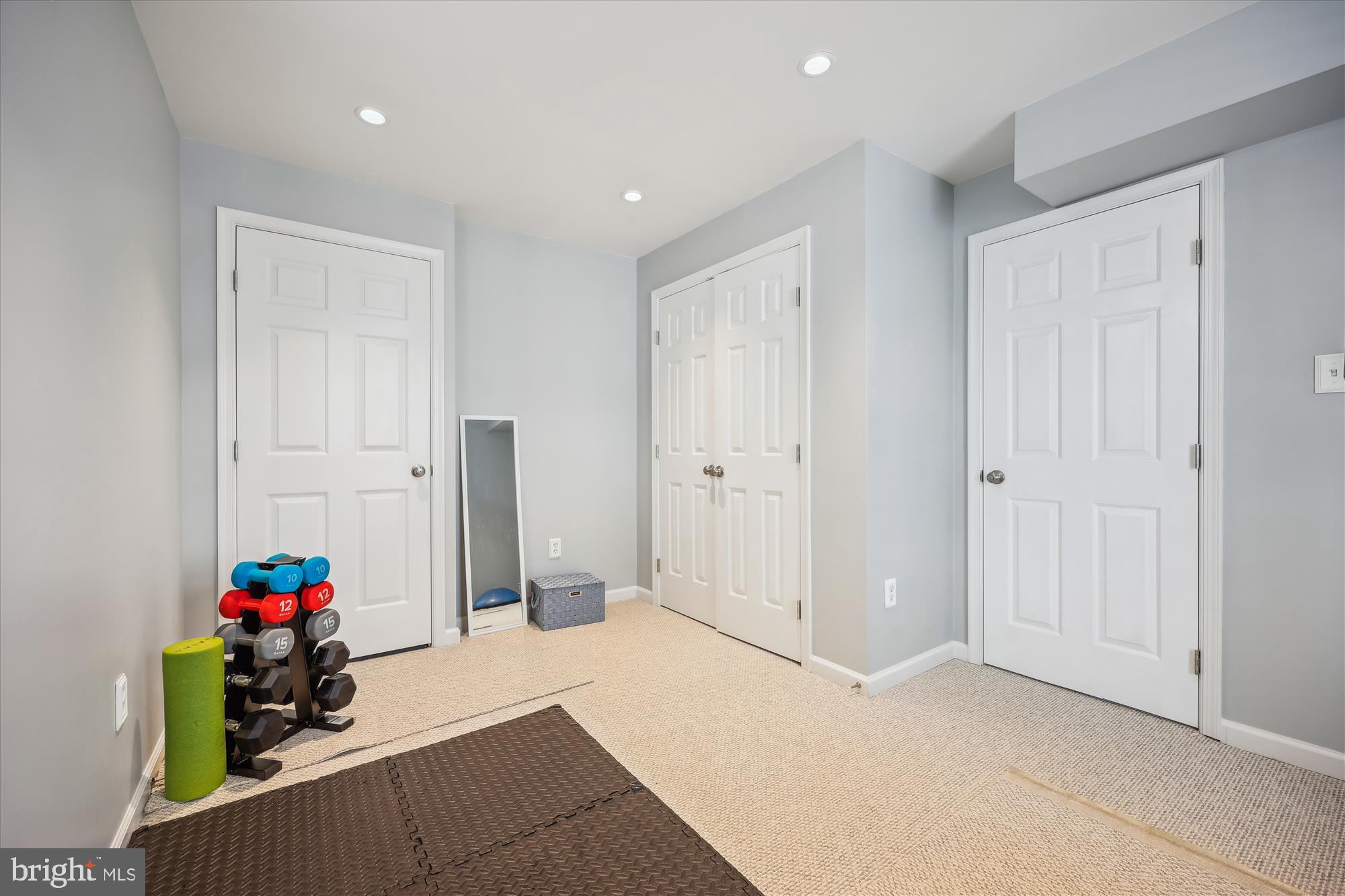 502 LEANING OAK STREET