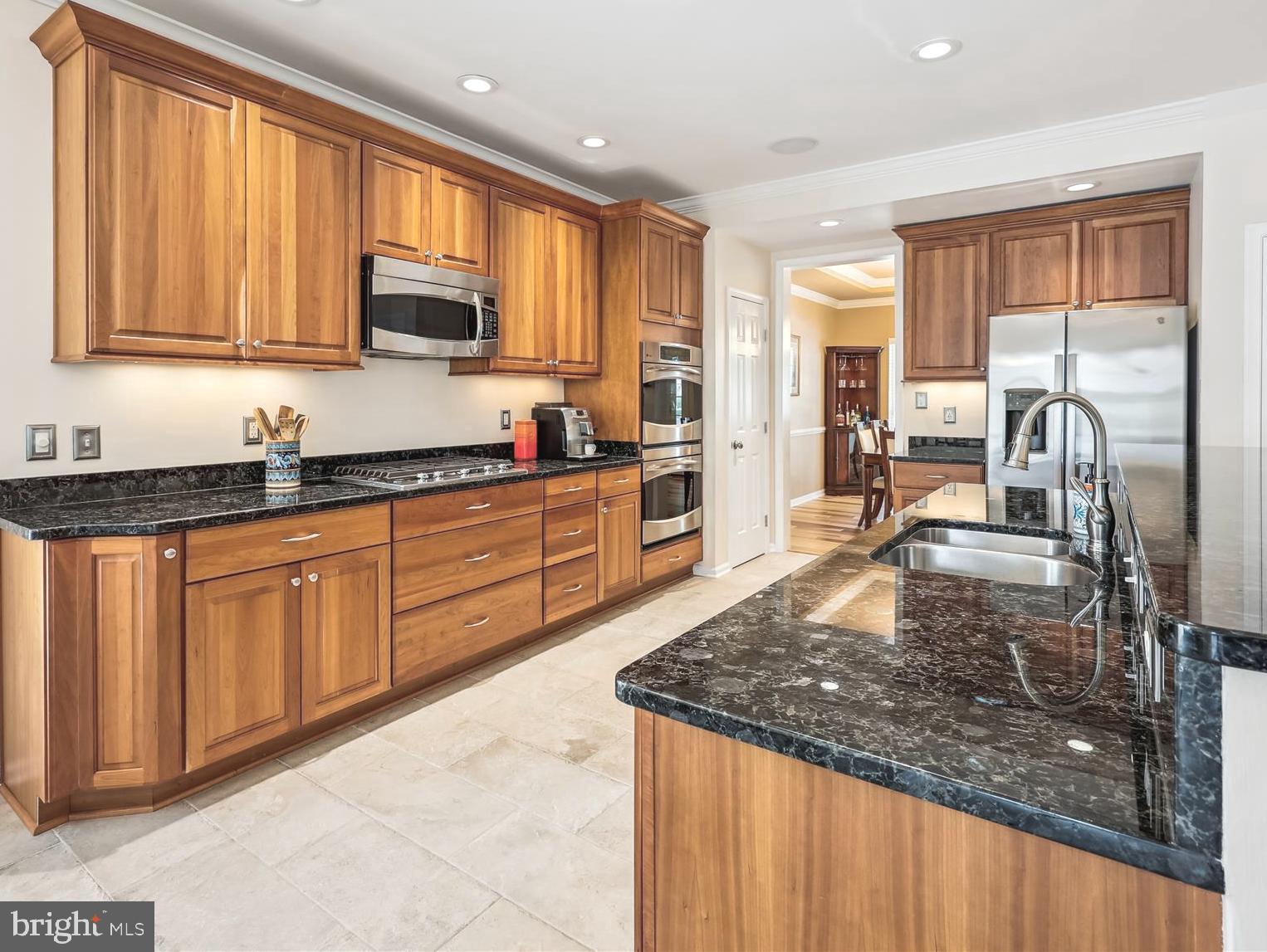 502 LEANING OAK STREET