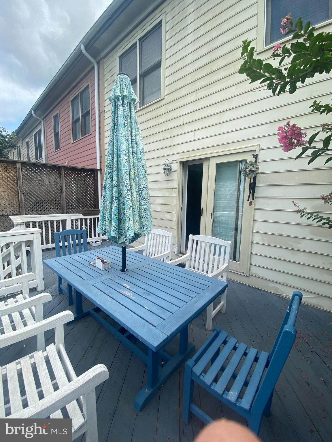 725 CHESTERTOWN STREET