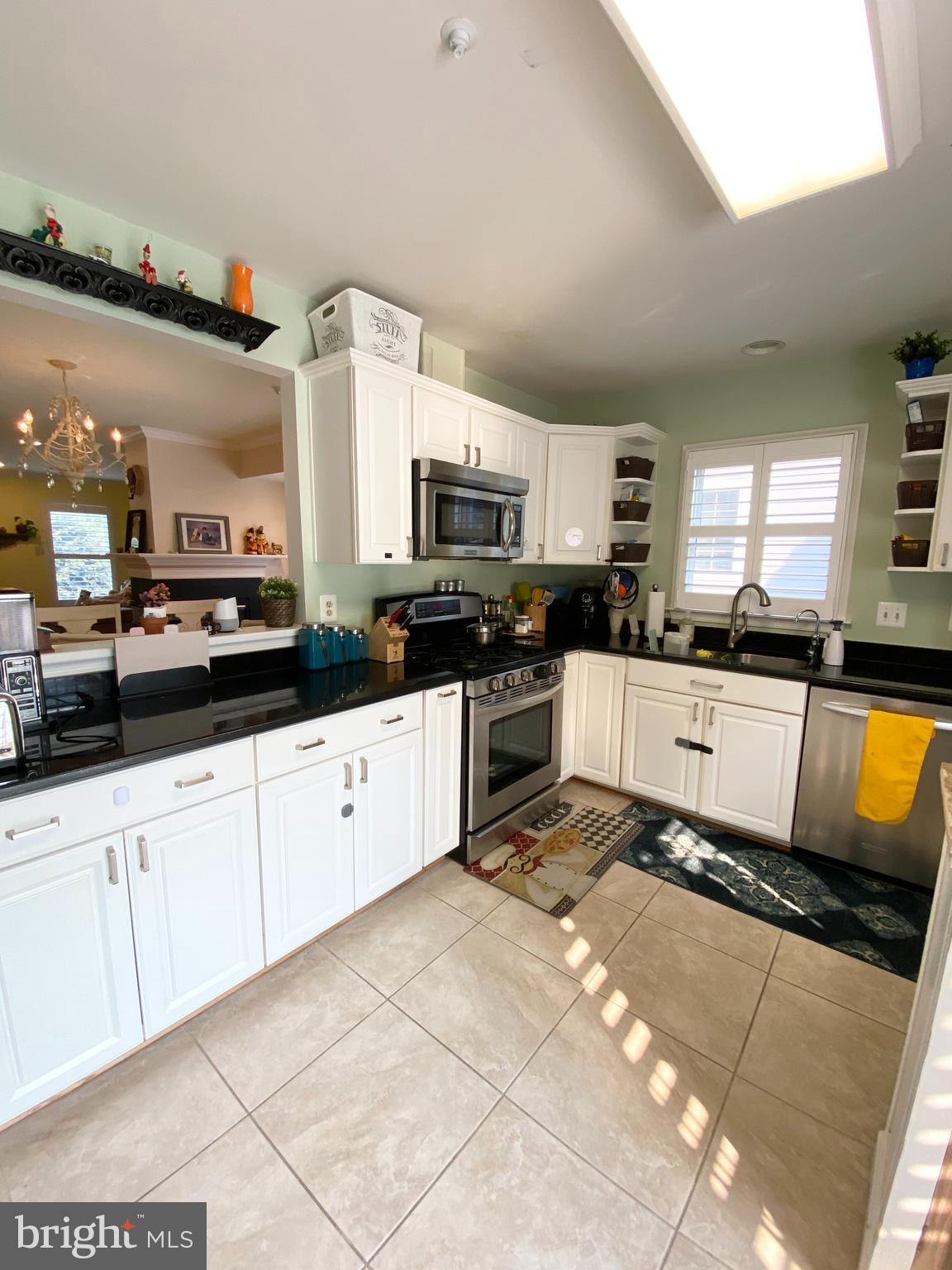 725 CHESTERTOWN STREET