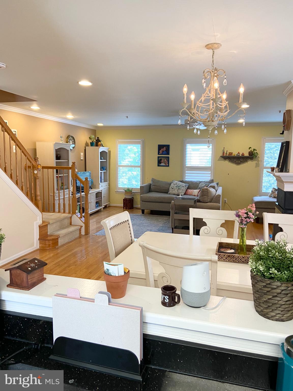 725 CHESTERTOWN STREET