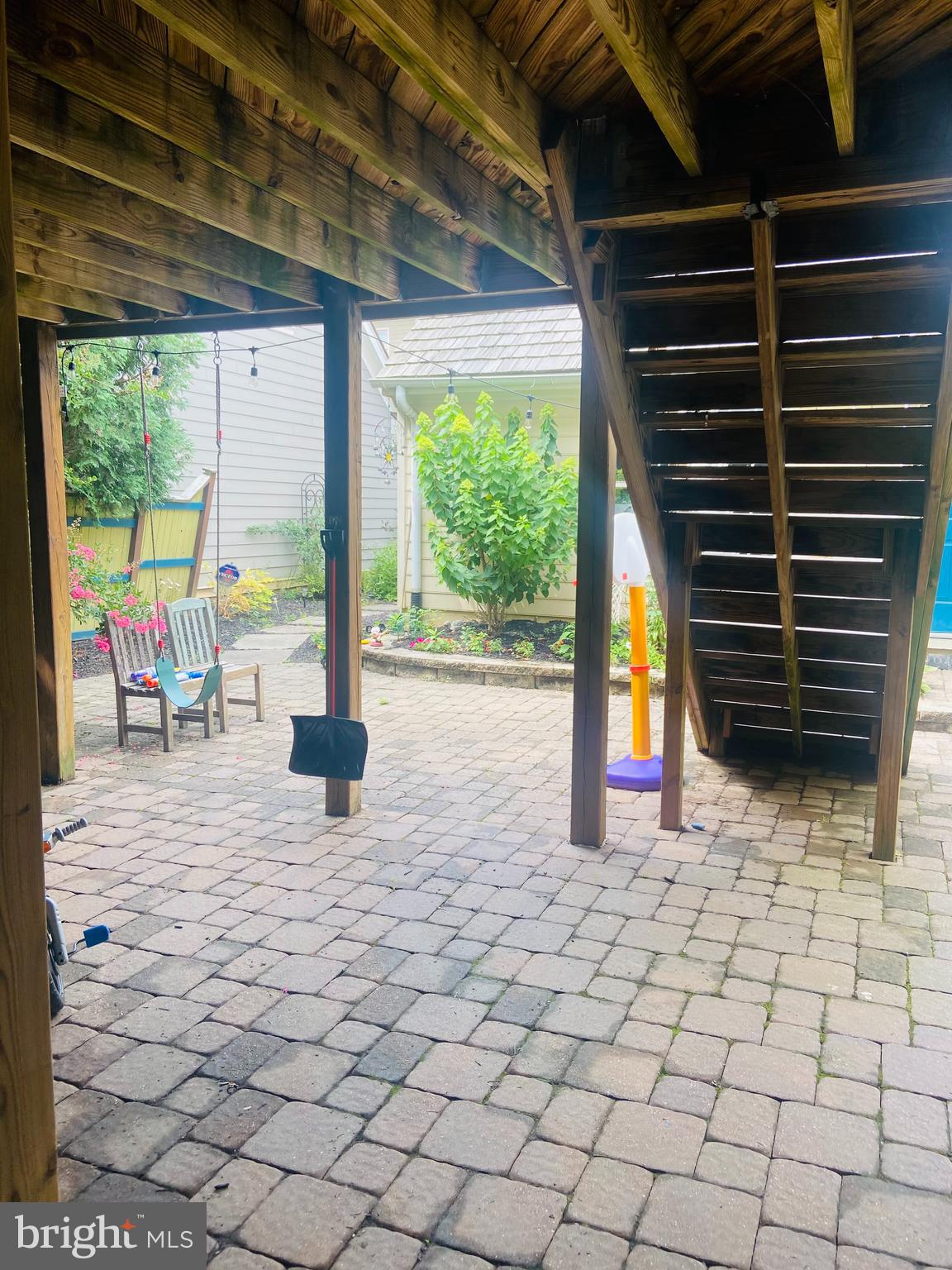 725 CHESTERTOWN STREET