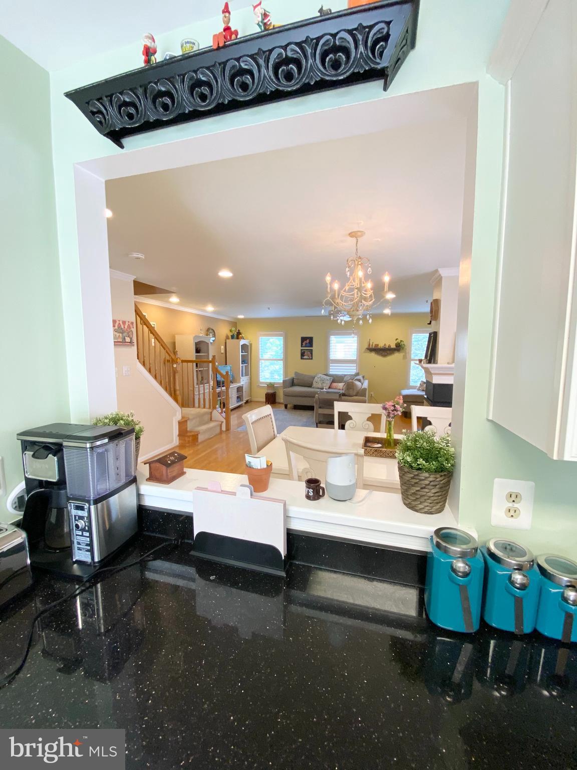 725 CHESTERTOWN STREET