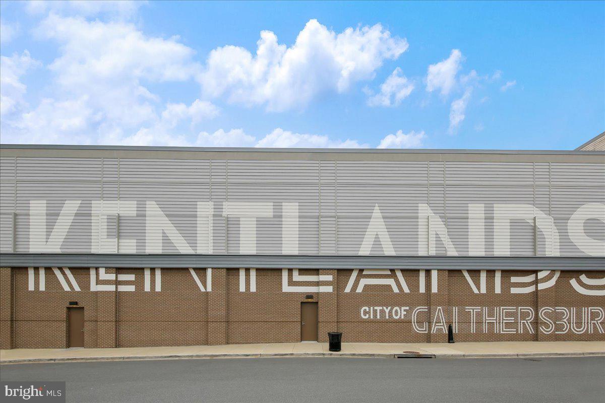 17 GRANITE PLACE 396