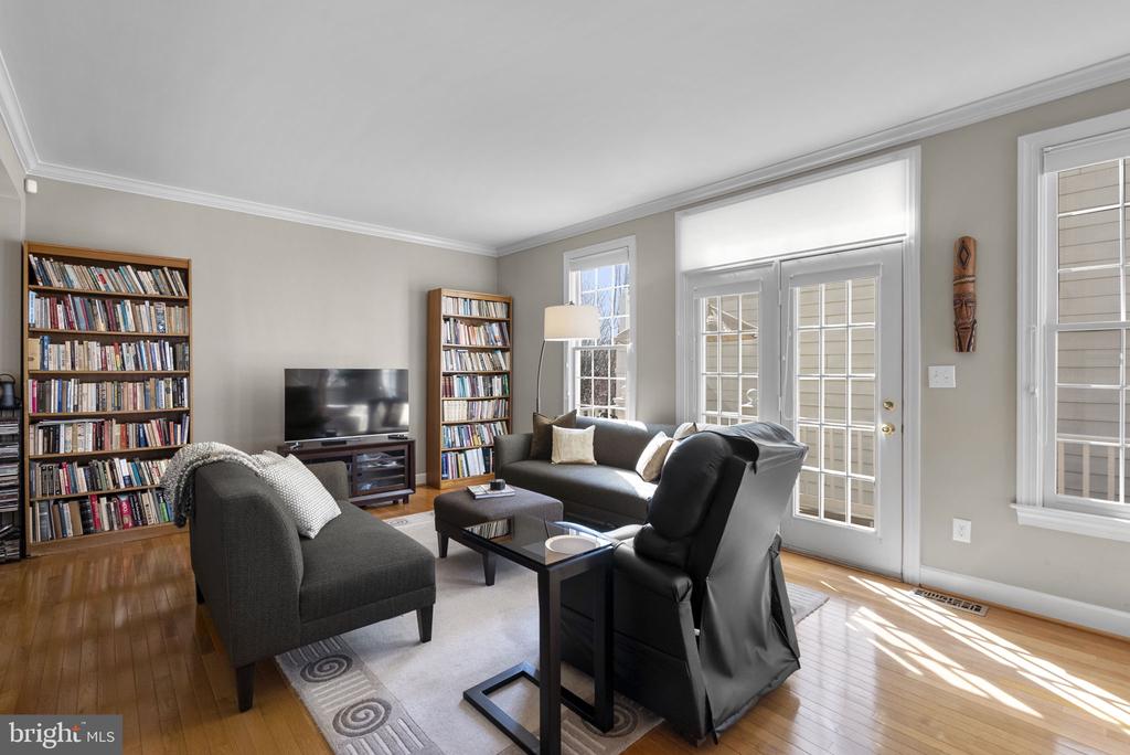 353 ALFANDRE MEWS