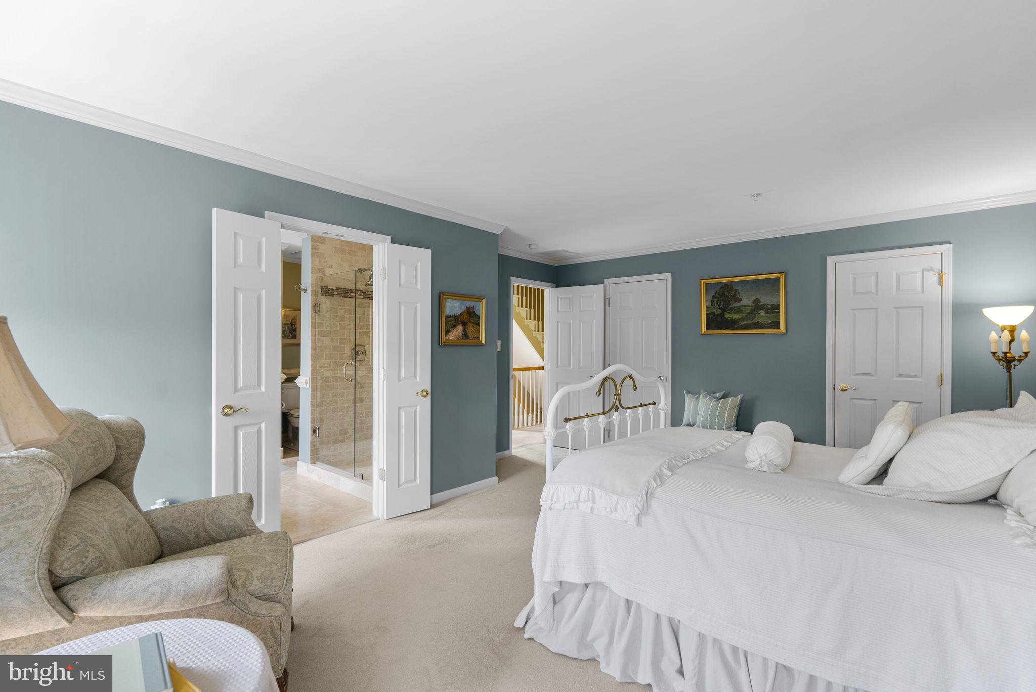 3 KENT GARDENS CIRCLE