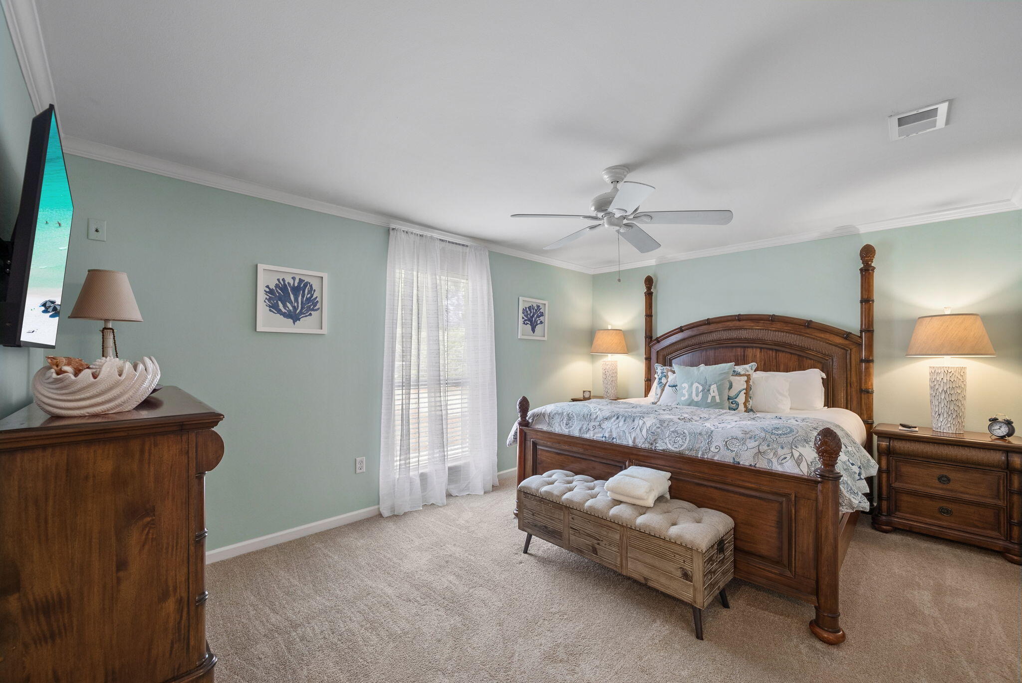 10 Fairway Drive