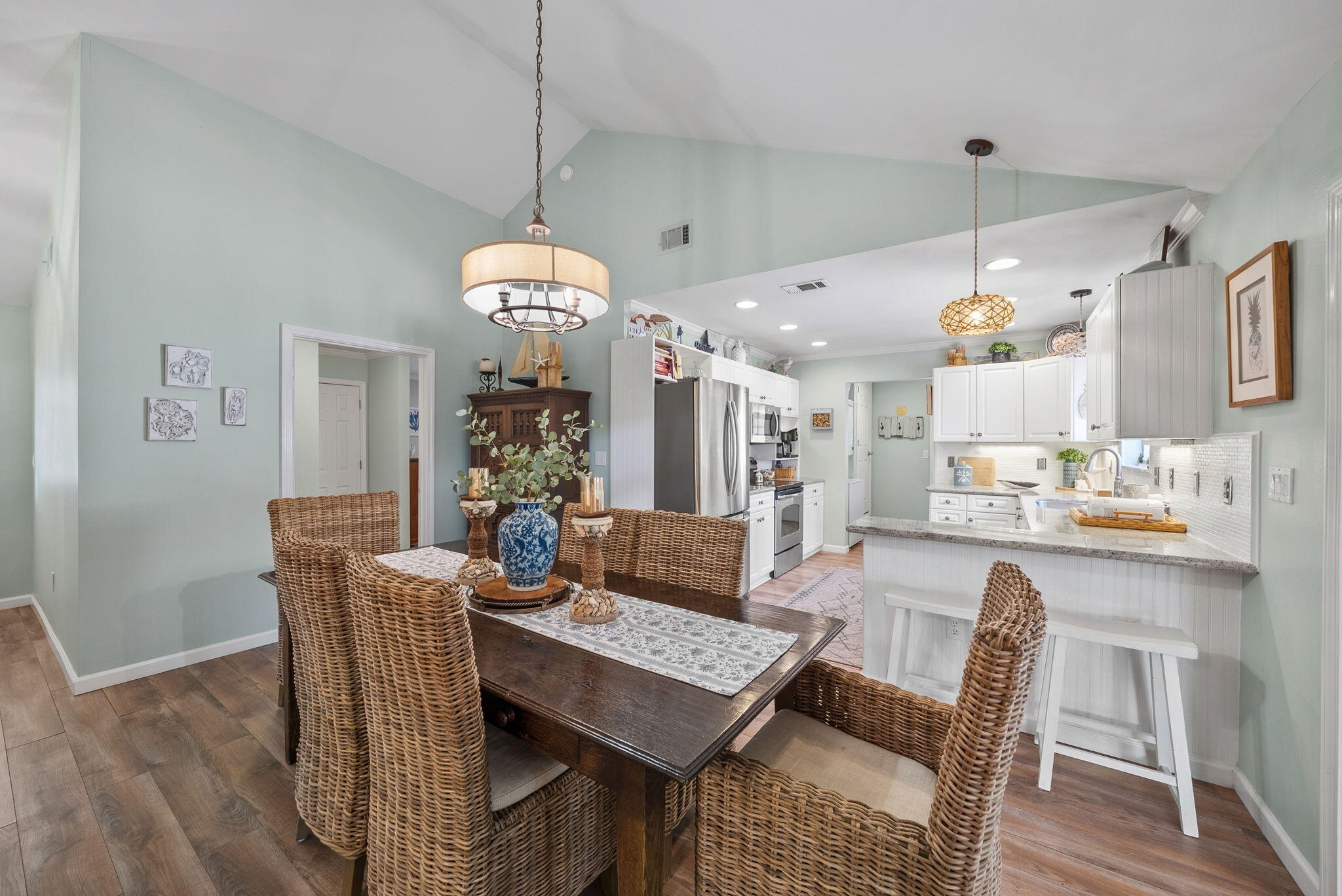 10 Fairway Drive