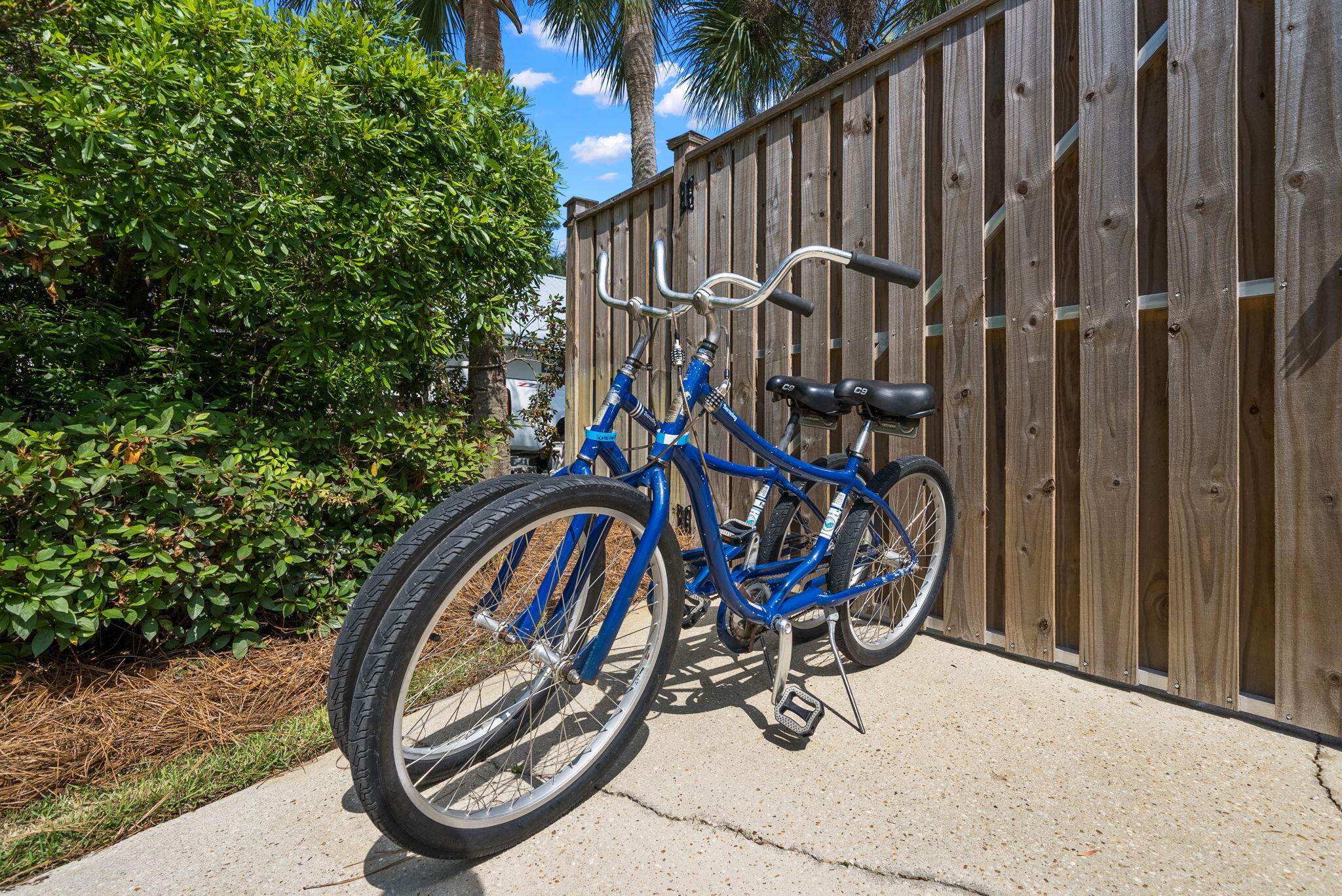 10 Fairway Drive