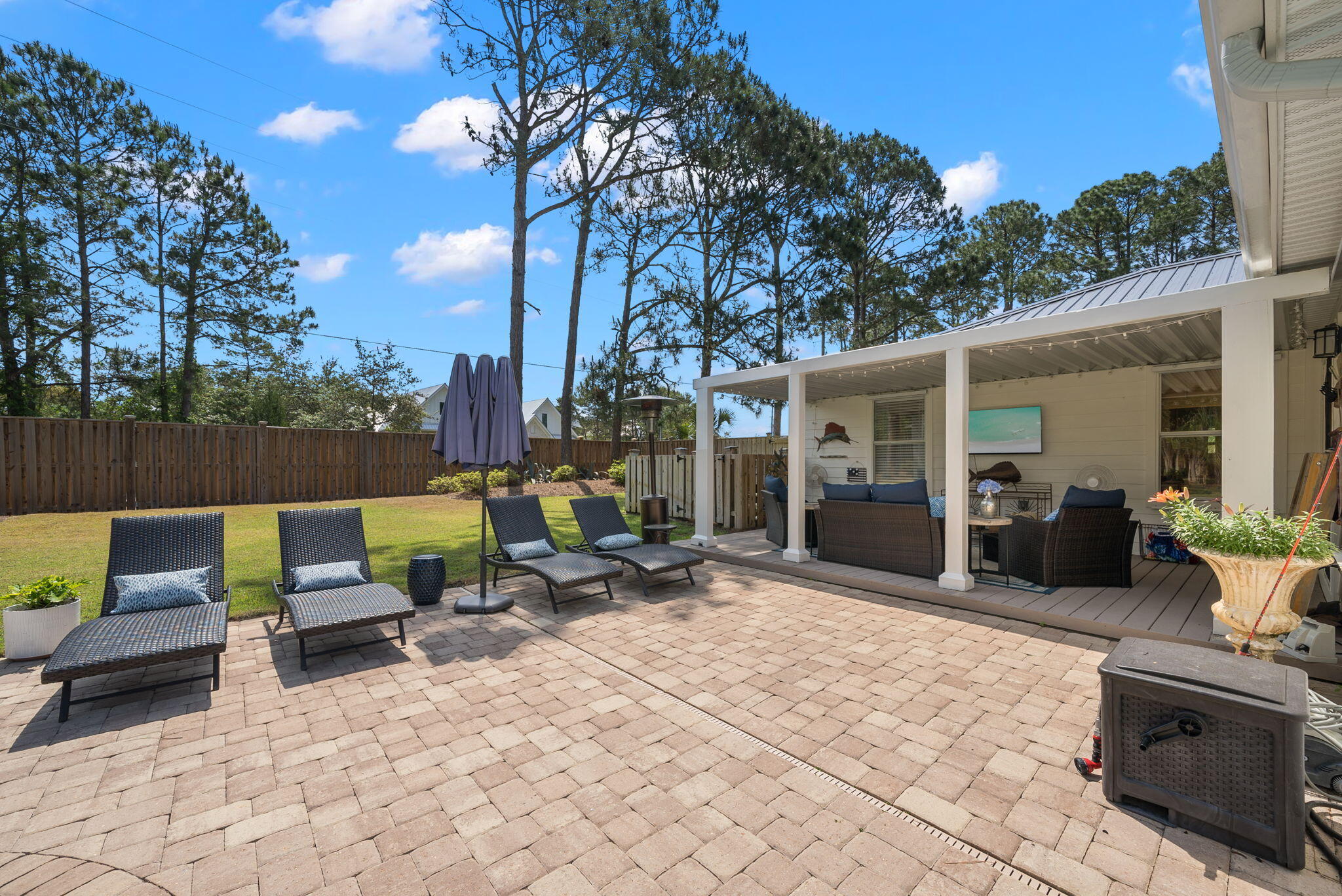 10 Fairway Drive