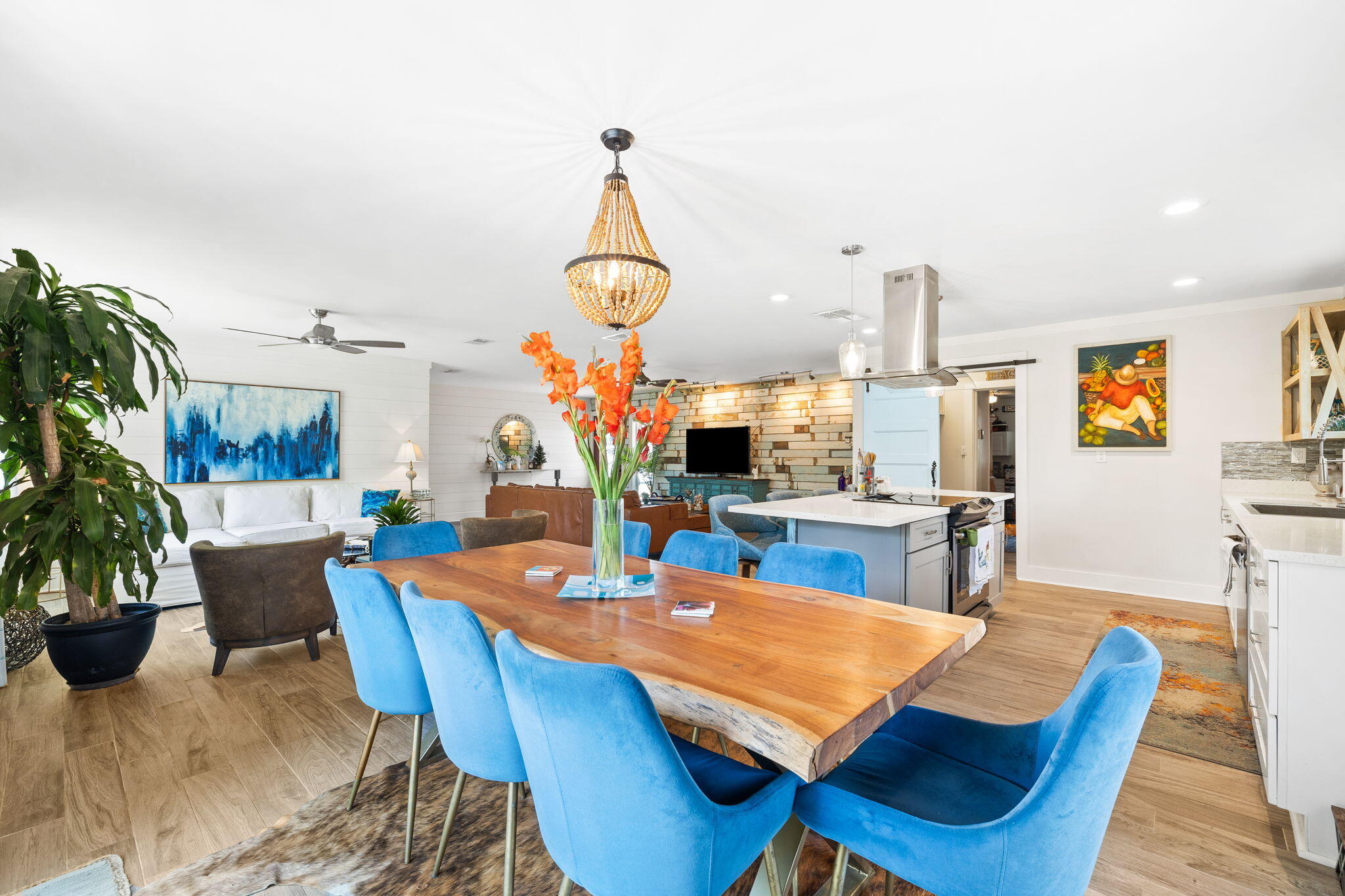 527 Ridge Road