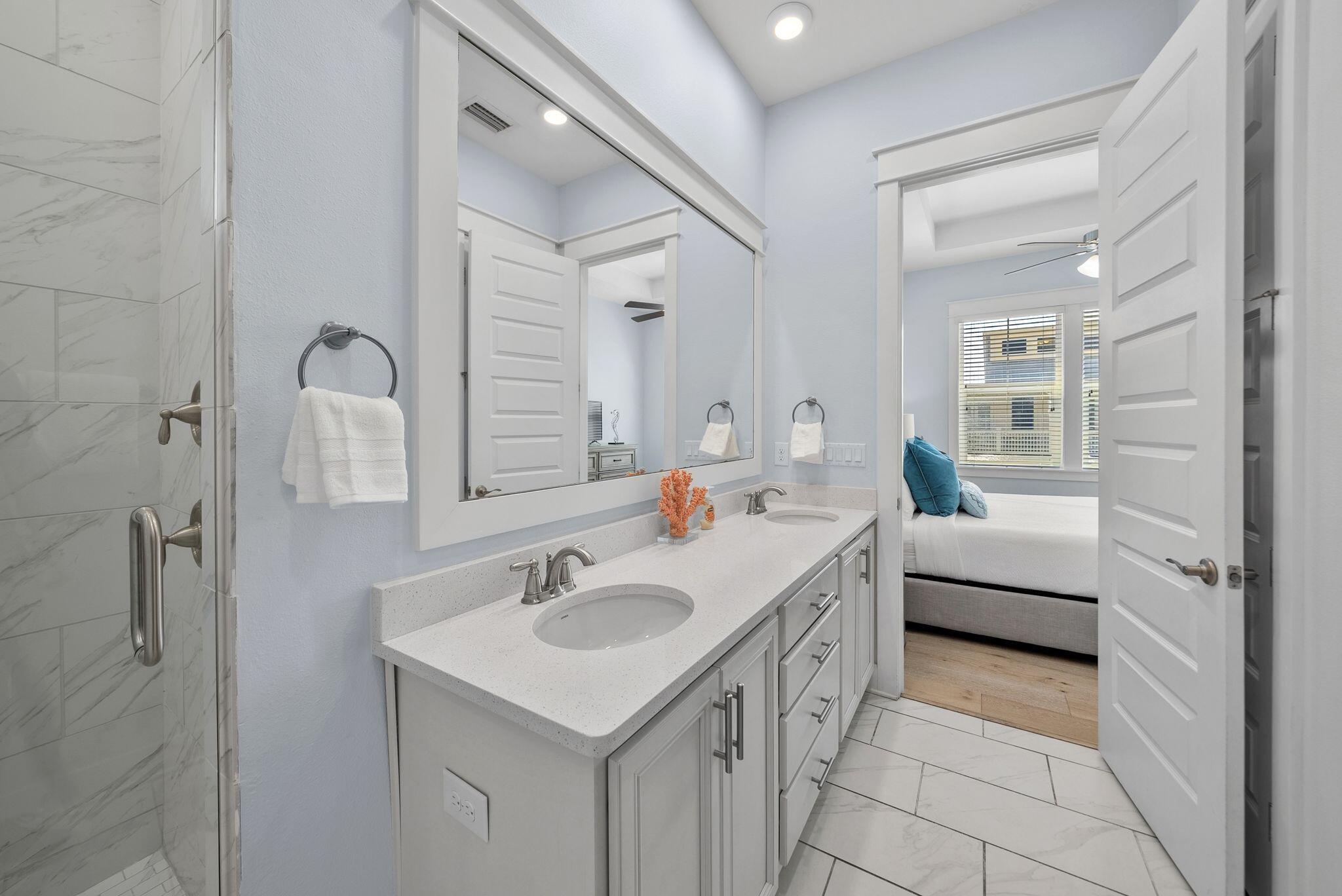99 E Pine Lands UNIT C