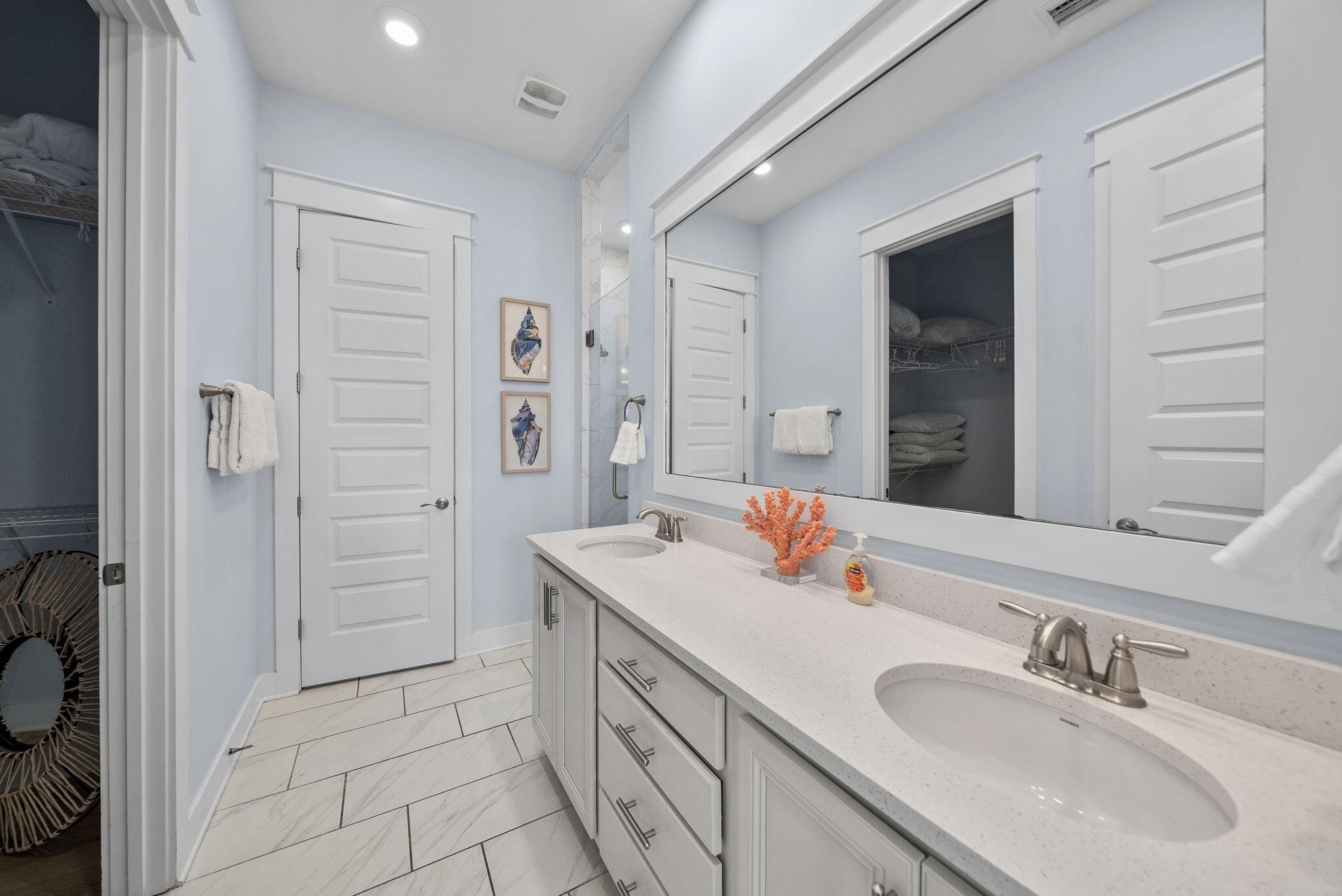 99 E Pine Lands UNIT C