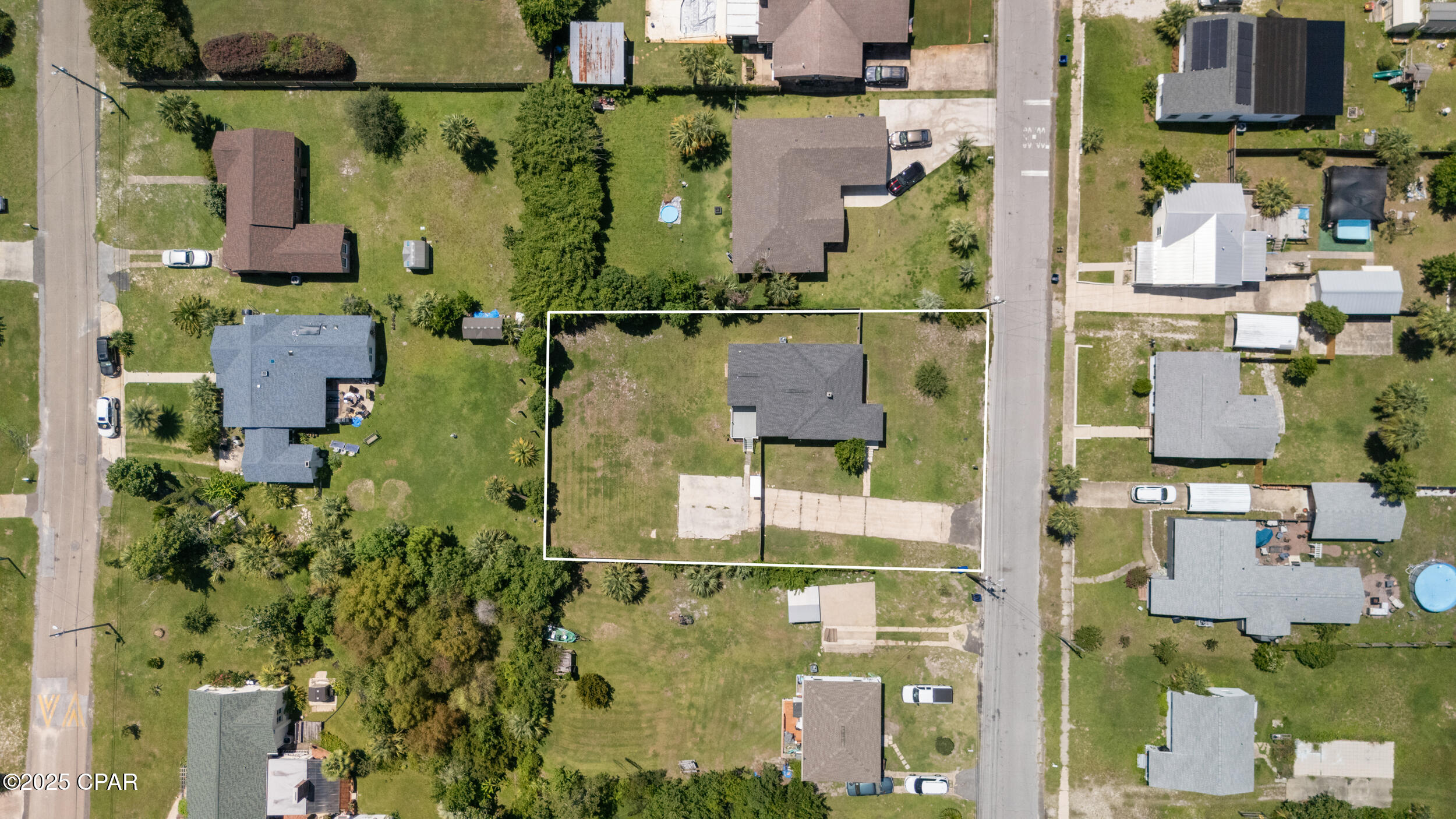 310 N Bonita Avenue