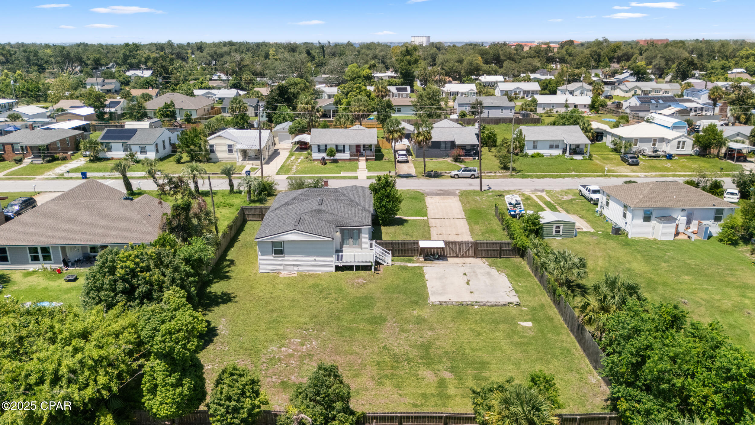 310 N Bonita Avenue