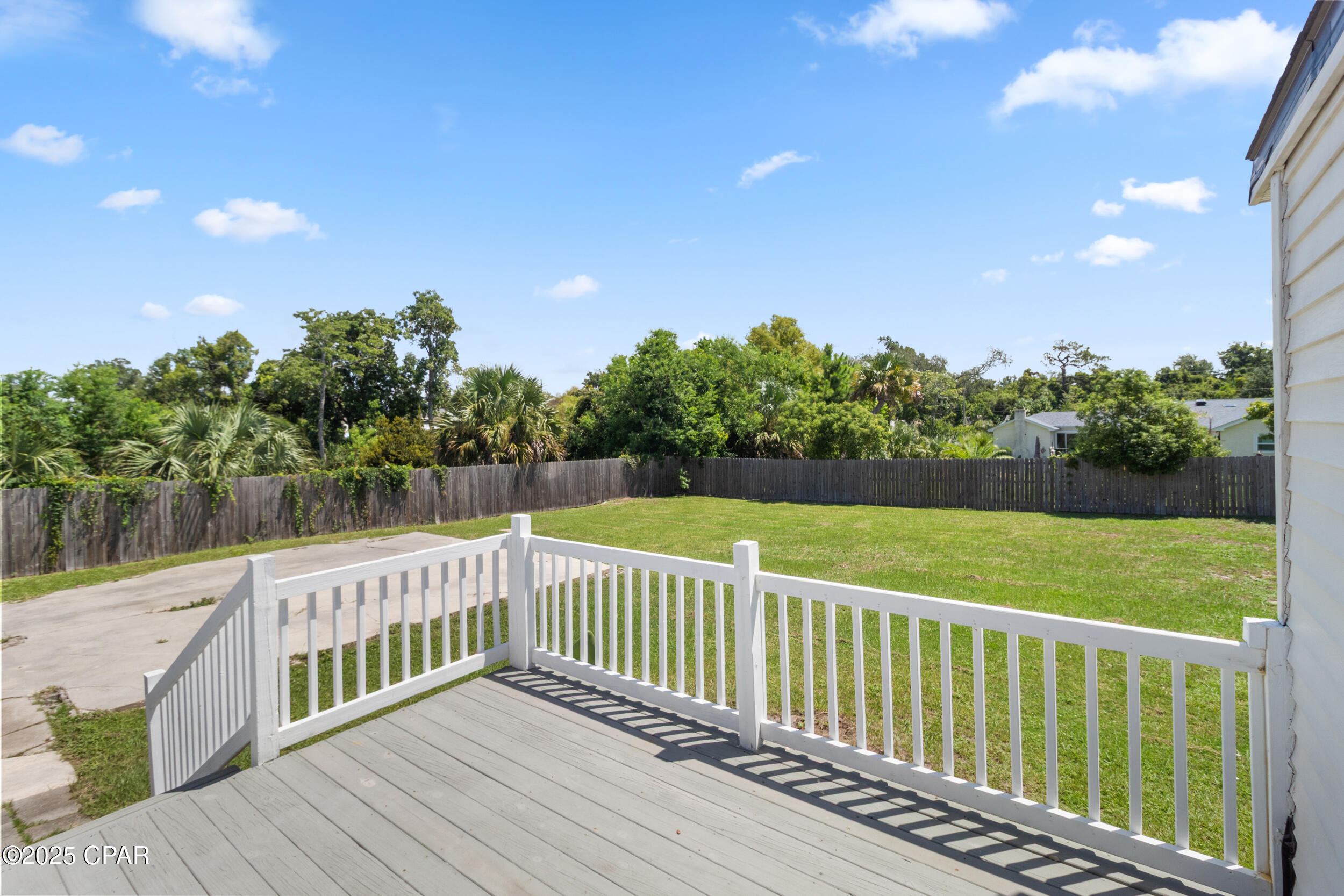 310 N Bonita Avenue