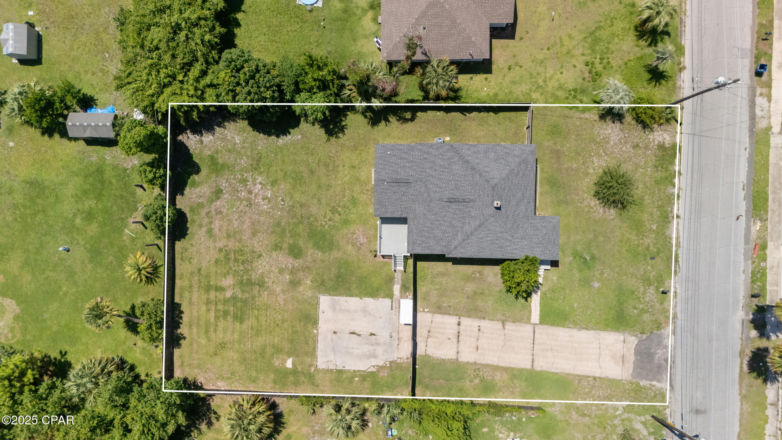 310 N Bonita Avenue
