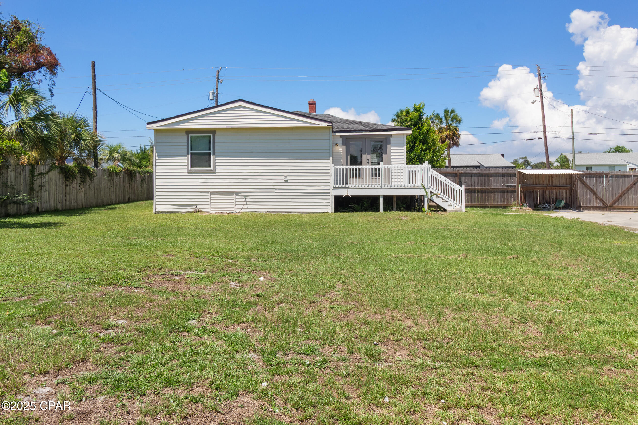 310 N Bonita Avenue
