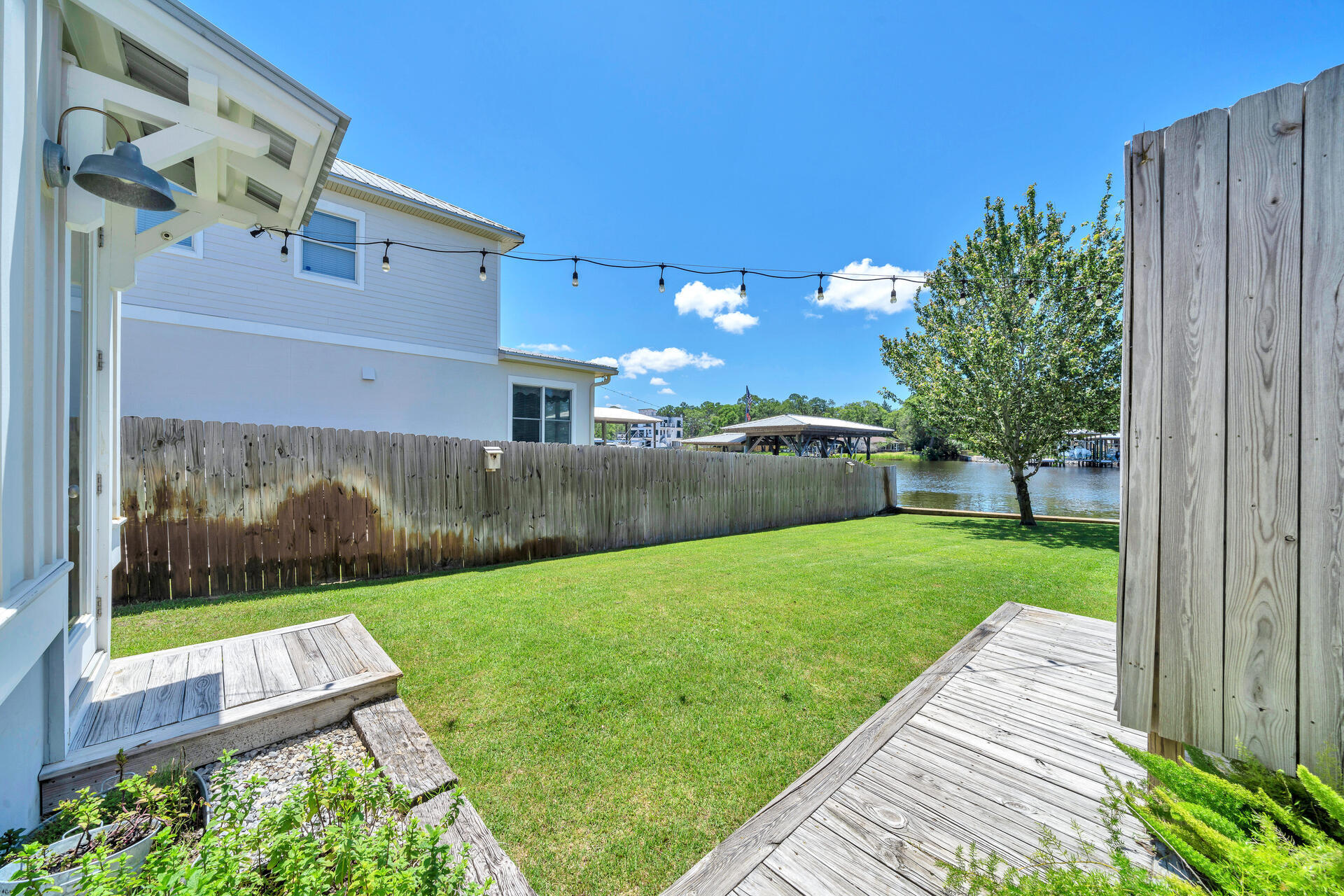 192 Buck Road