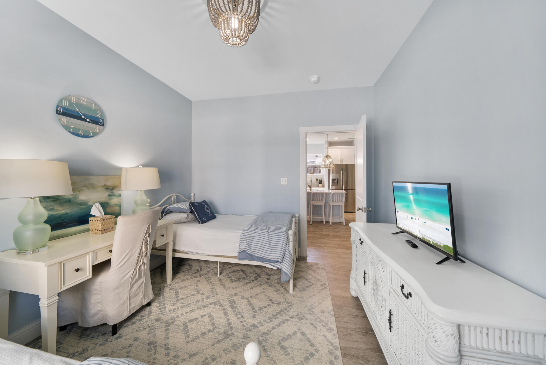 115 N Barcelona Avenue