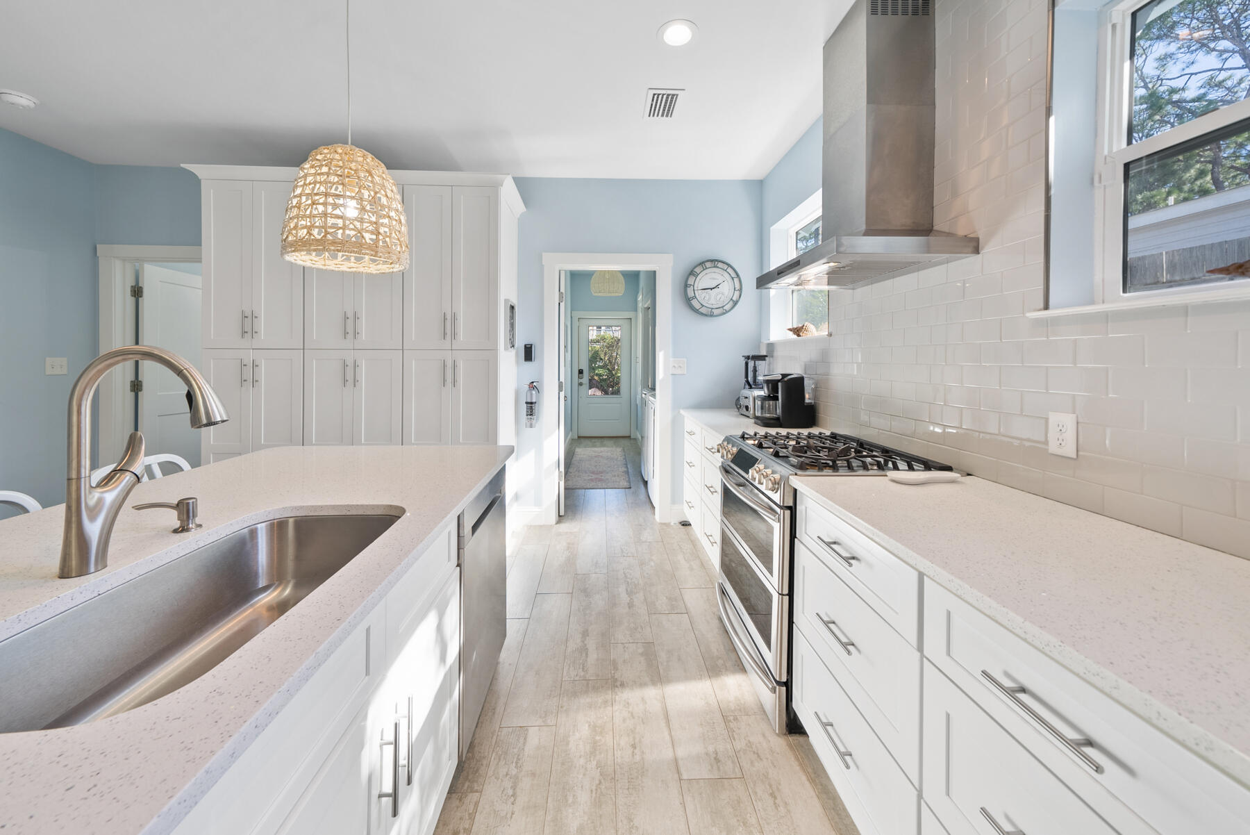 115 N Barcelona Avenue