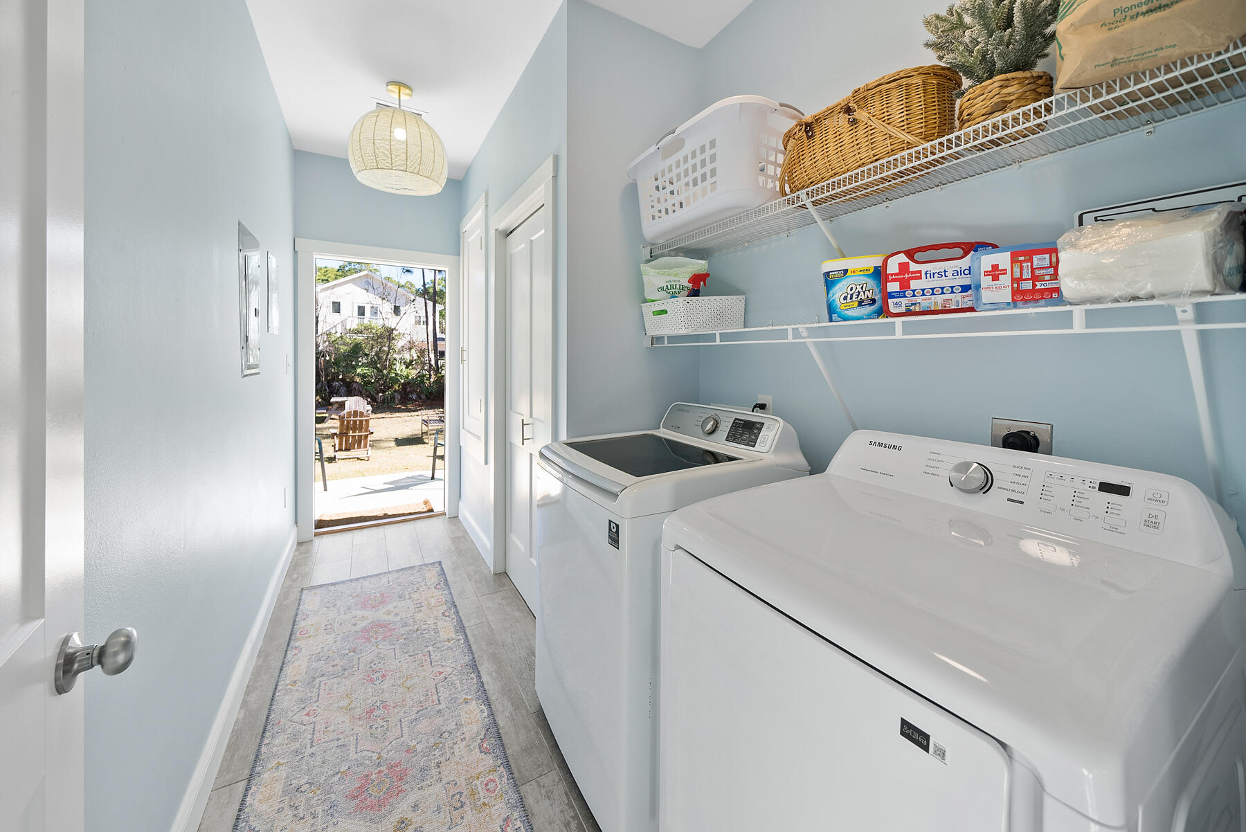 115 N Barcelona Avenue