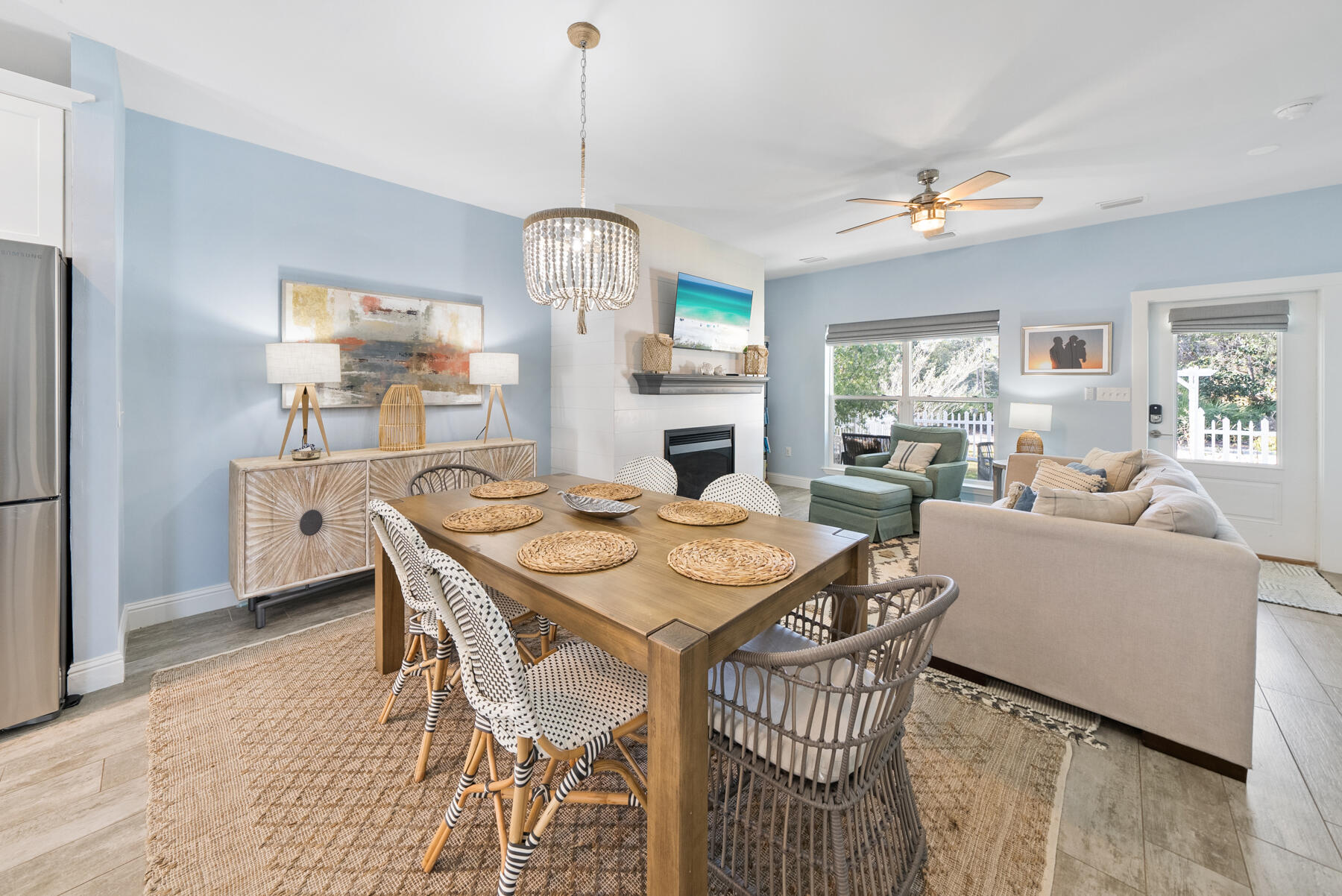 115 N Barcelona Avenue