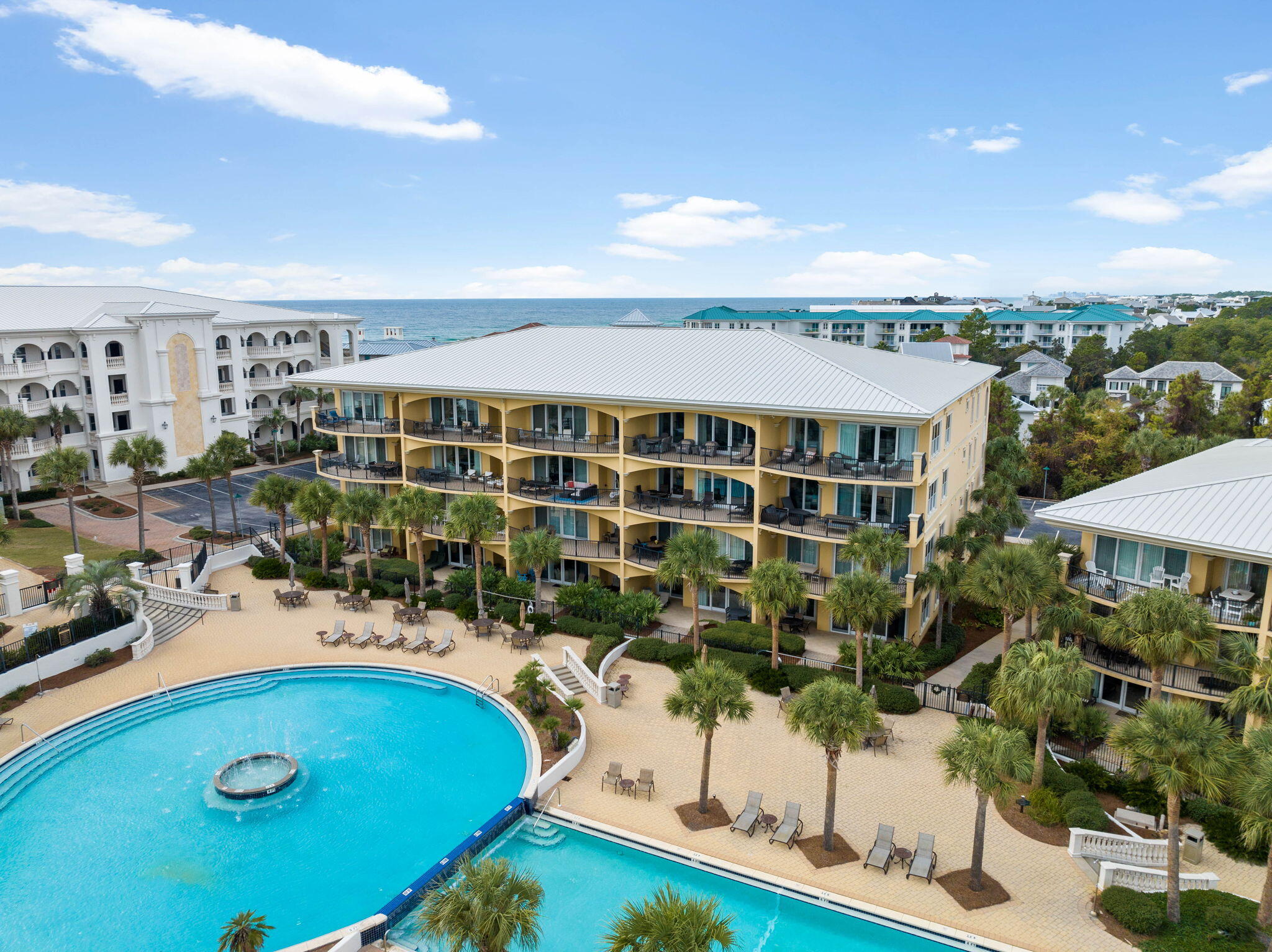 2421 W County Highway 30A, UNIT G303