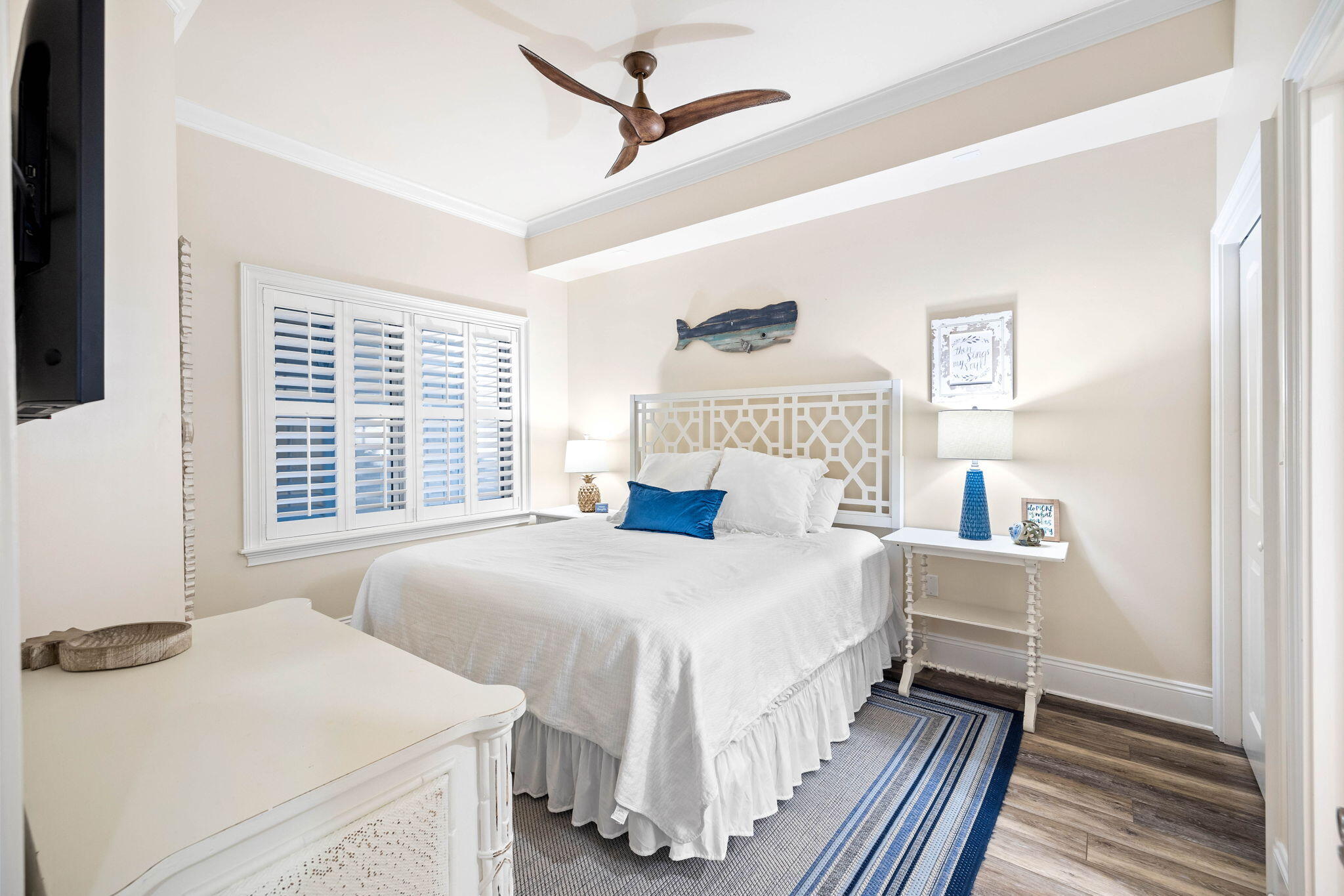 2421 W County Highway 30A, UNIT G303