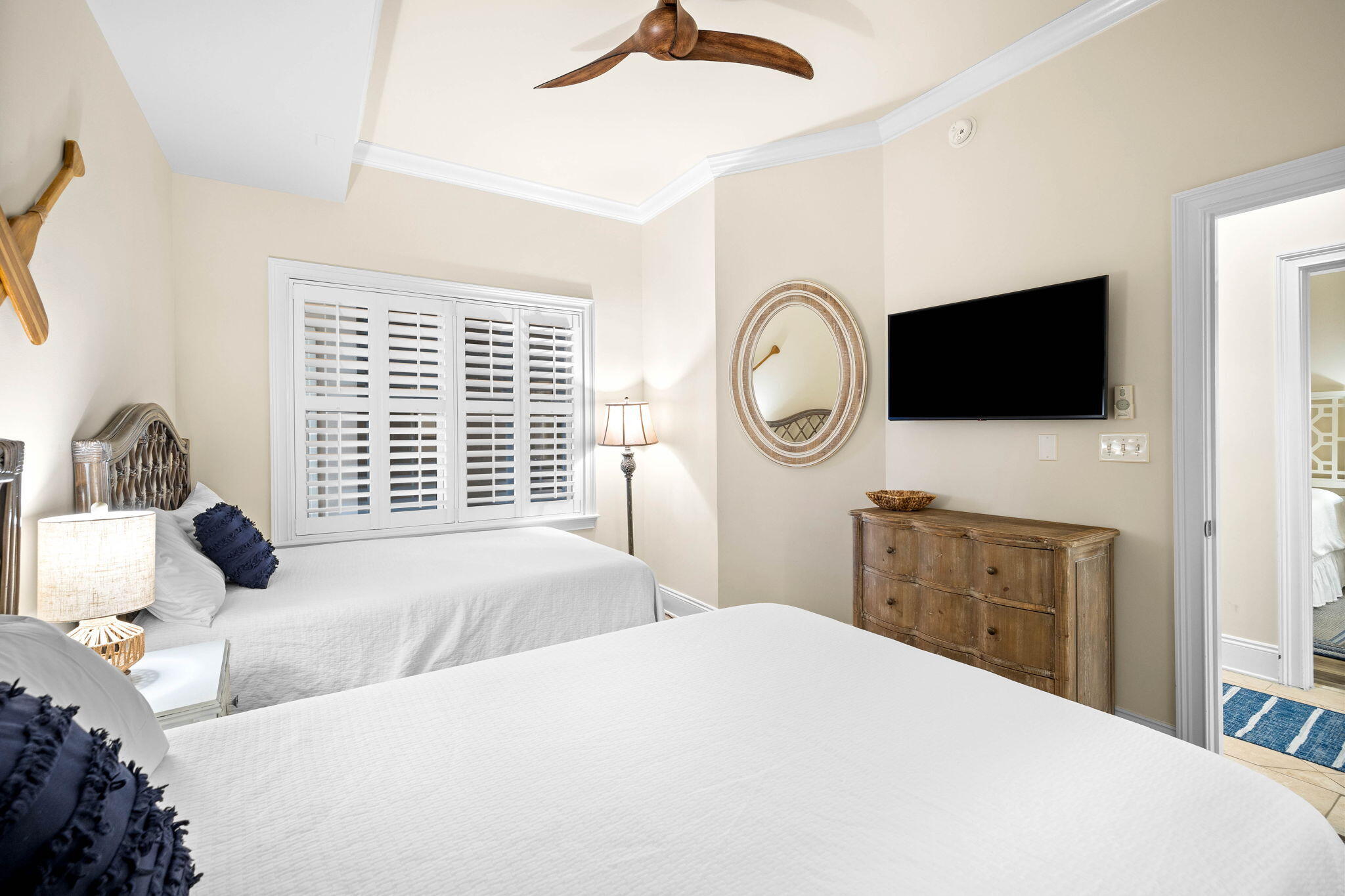 2421 W County Highway 30A, UNIT G303